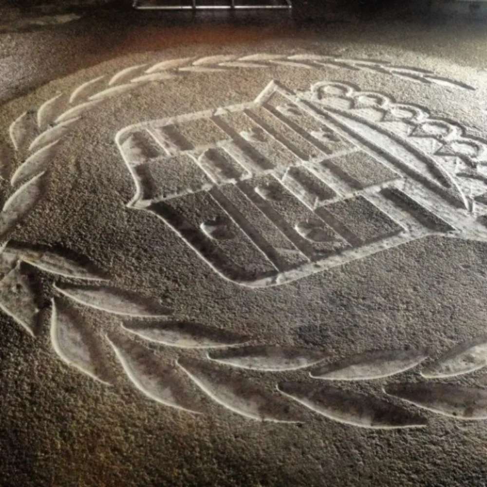 Cadillac logo engraving