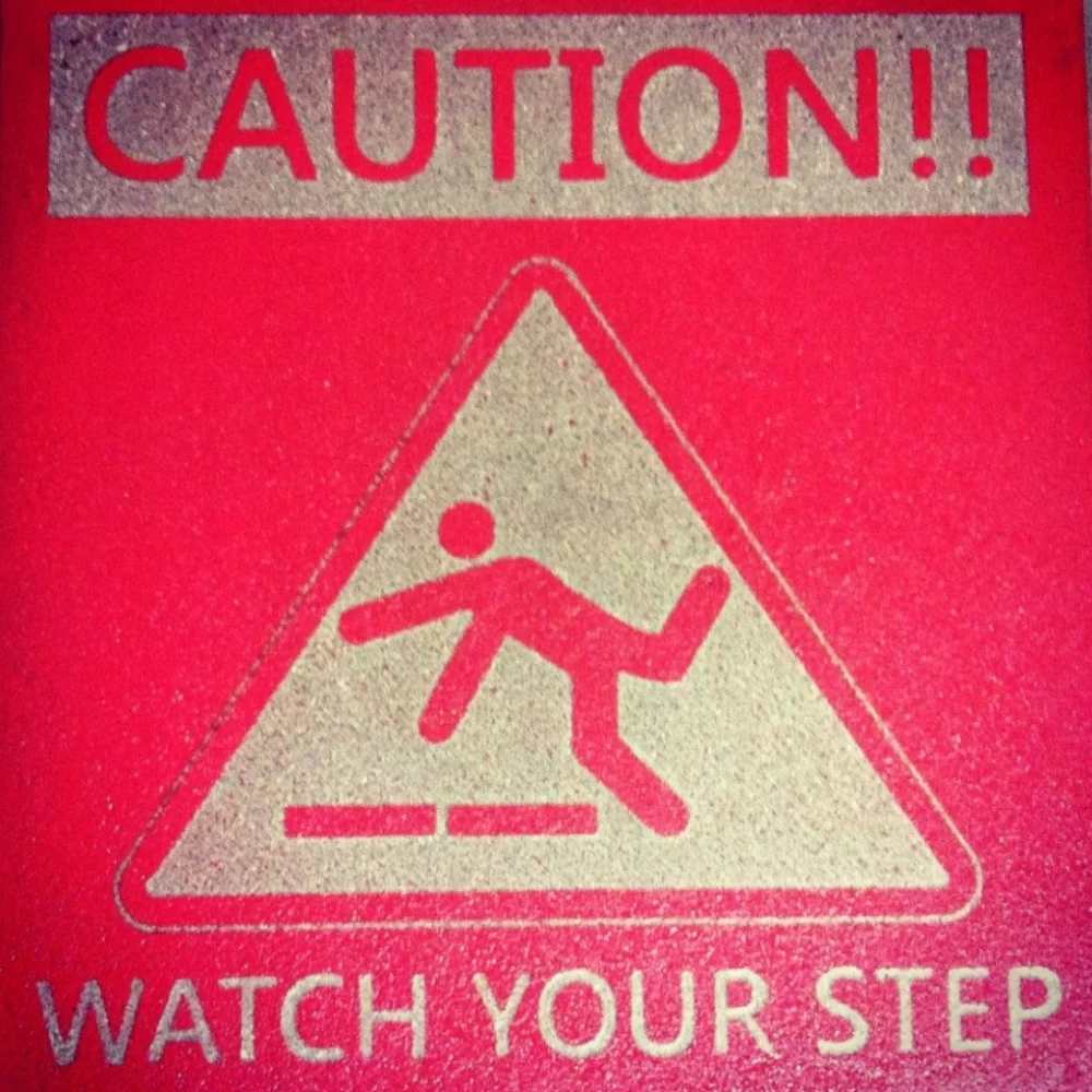 Advisory engraving