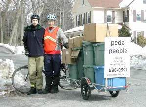 alex and ruthy with bike trailer