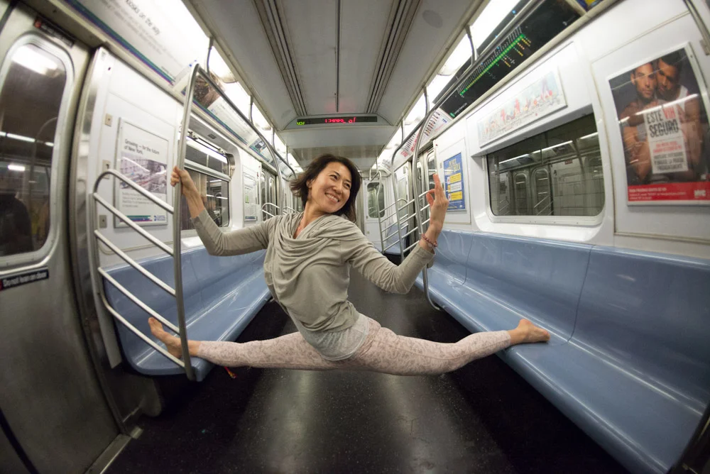 yoga-photo-nyc-subway.jpg