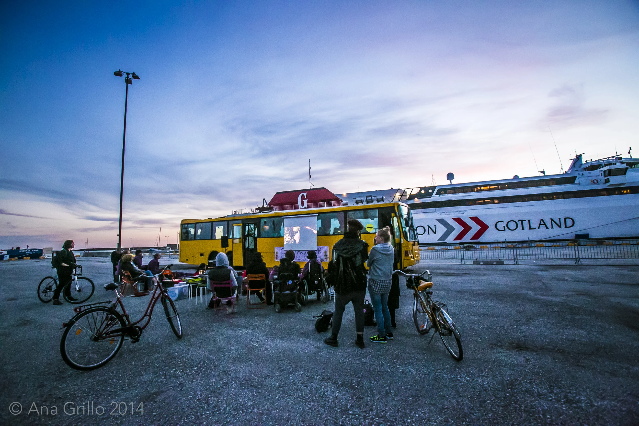 140602_QUEERBUS-2000.jpg