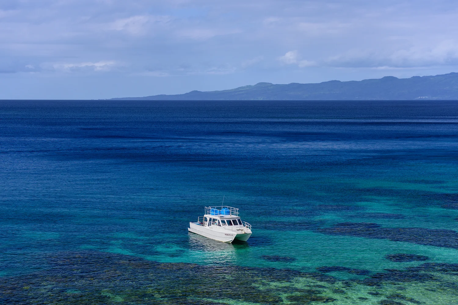 Rainbow Reef Snorkel Tour - The Remote Resort, Fiji Islands