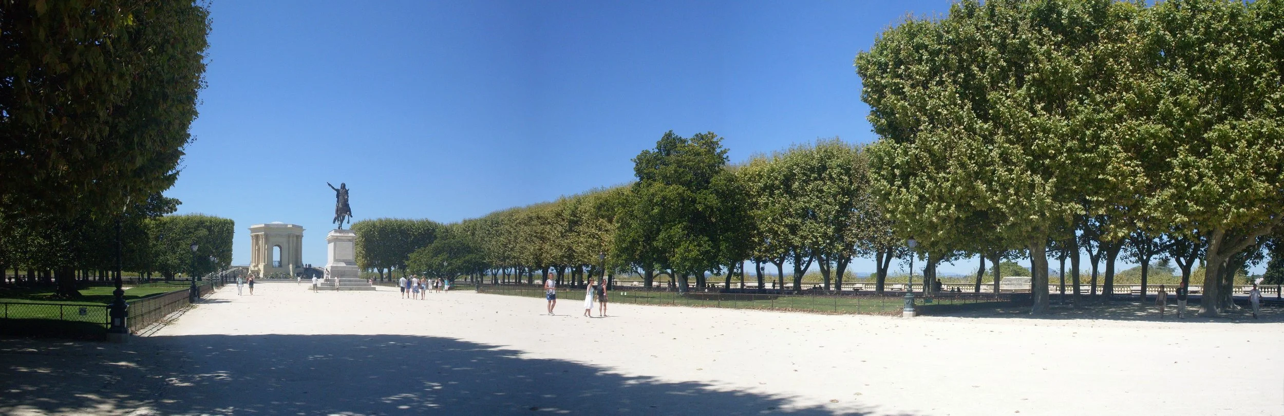 Promenade_du_Peyrou_Montpellier.jpg