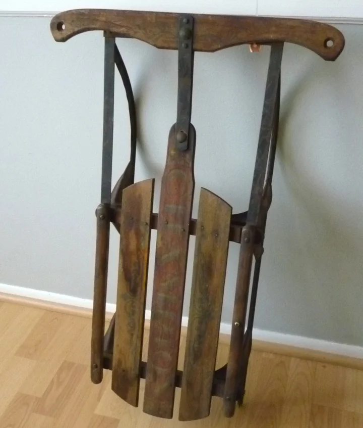 vintage sled daily rental