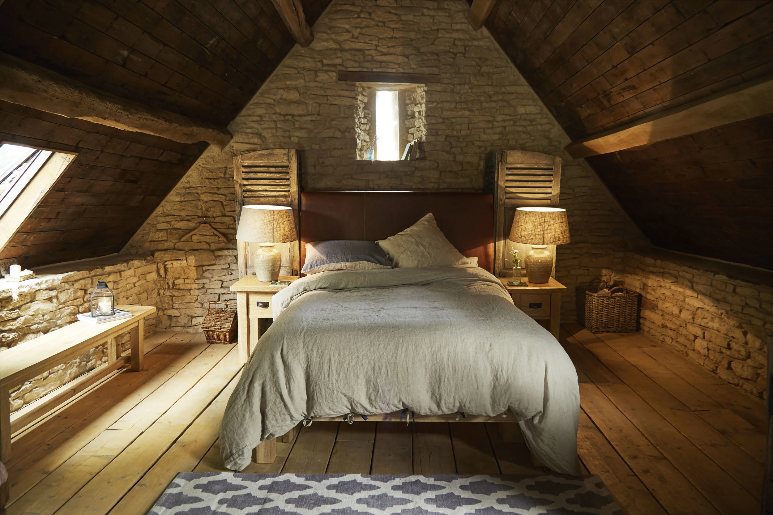 INDIGO_TRINITY_BARNS1411 copy_FLAT.jpg