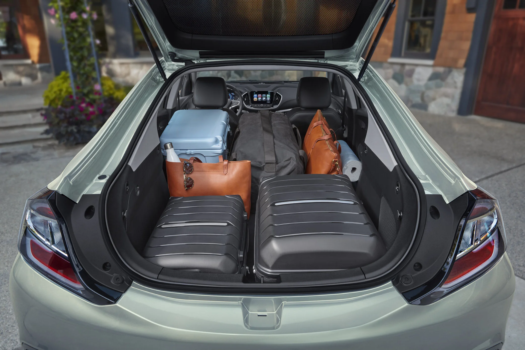 Chevy Bolt 3.jpg