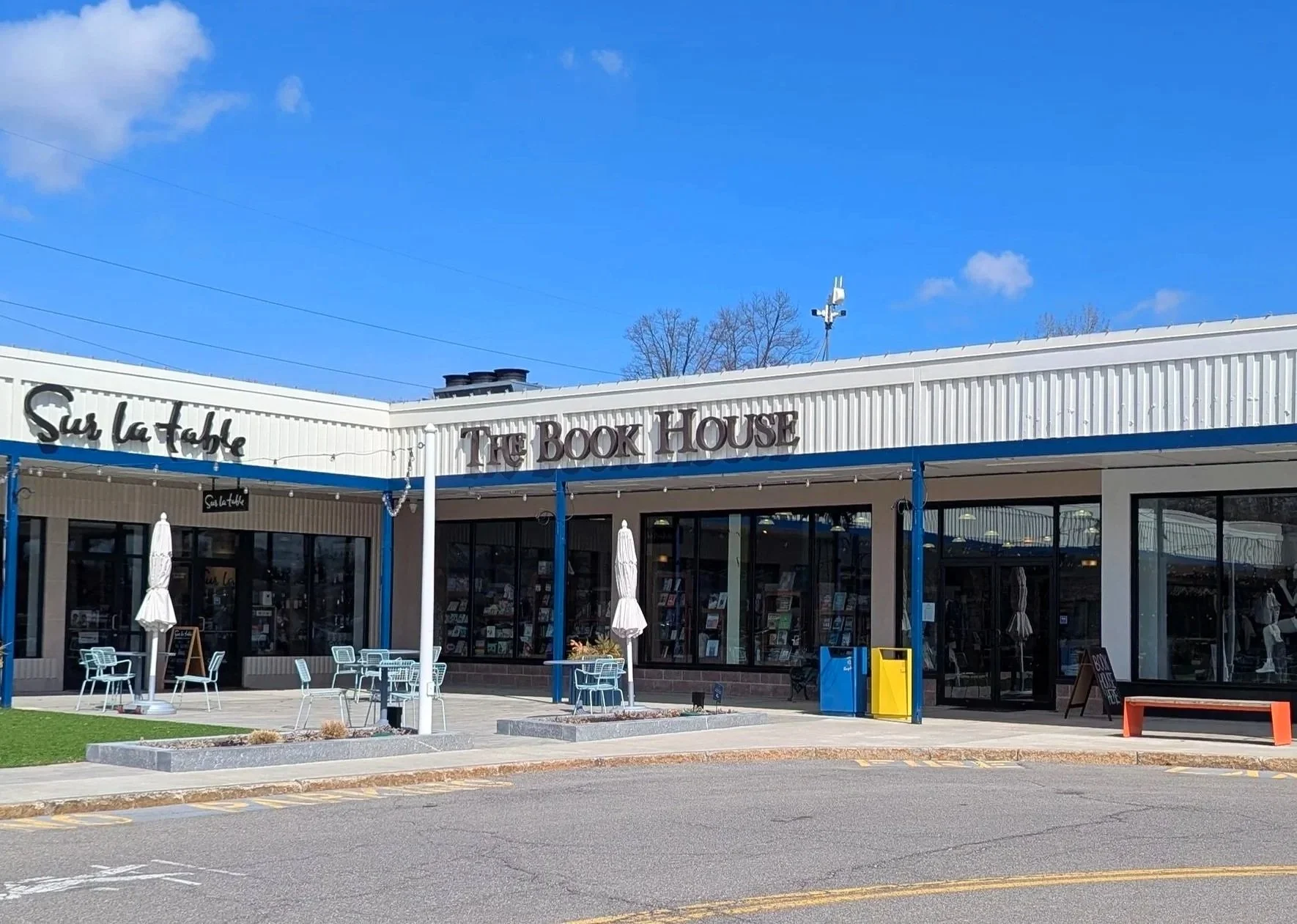 A Review of The Book House of Stuyvesant Plaza