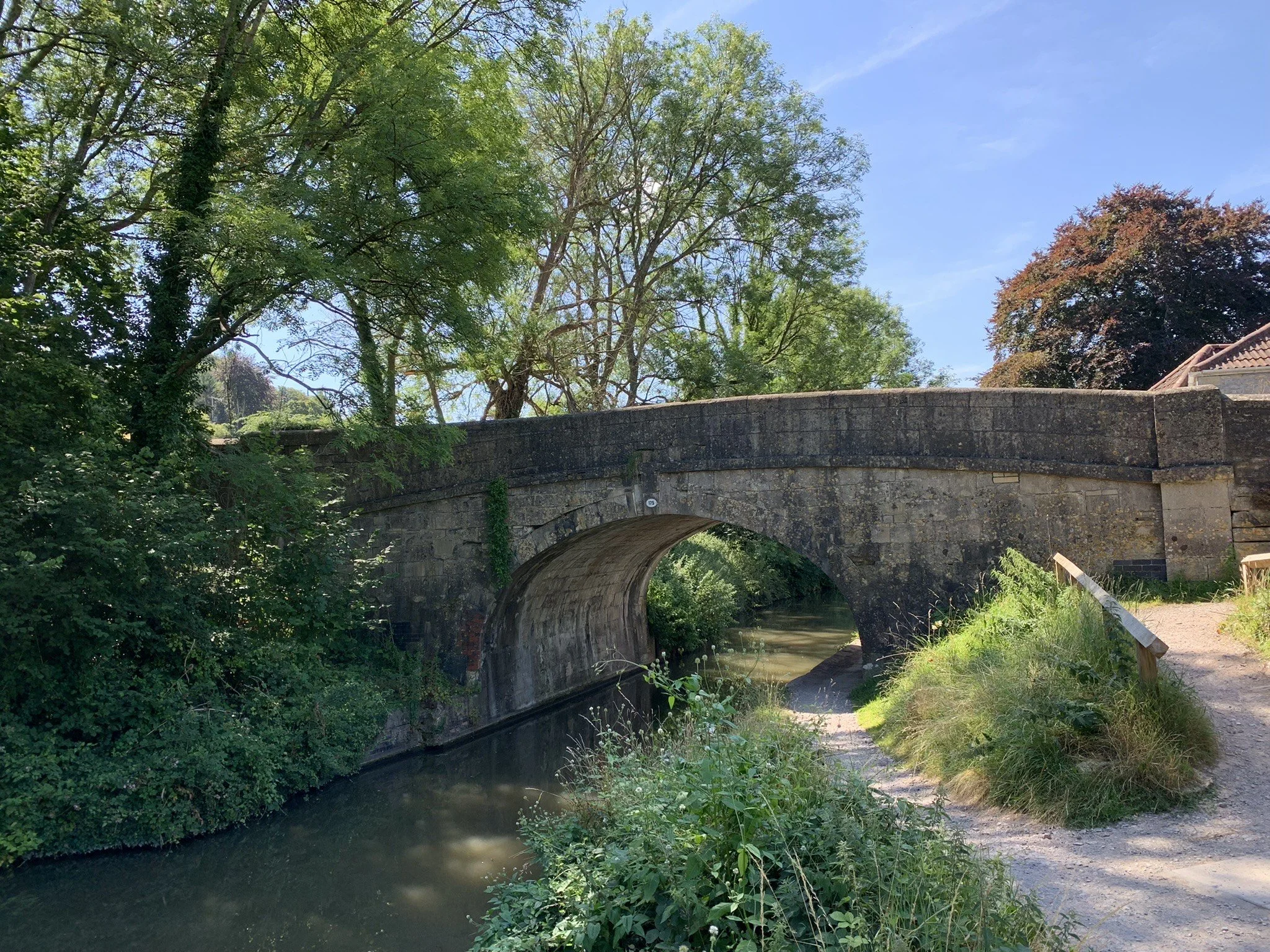 141. Kennet and Avon Canal, Bridge 175