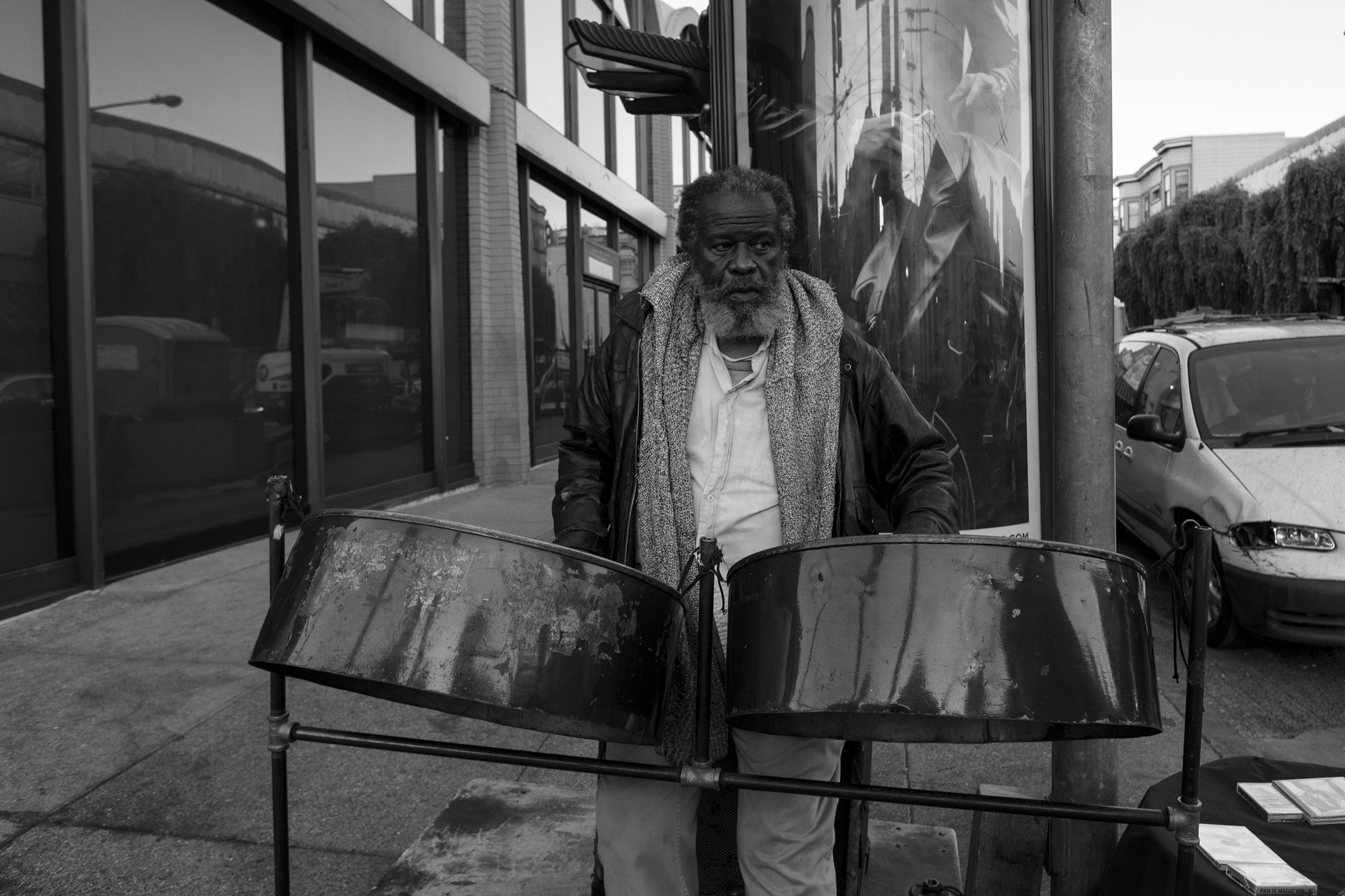 160_Scussel - Patrick on Percusions B&W.jpg