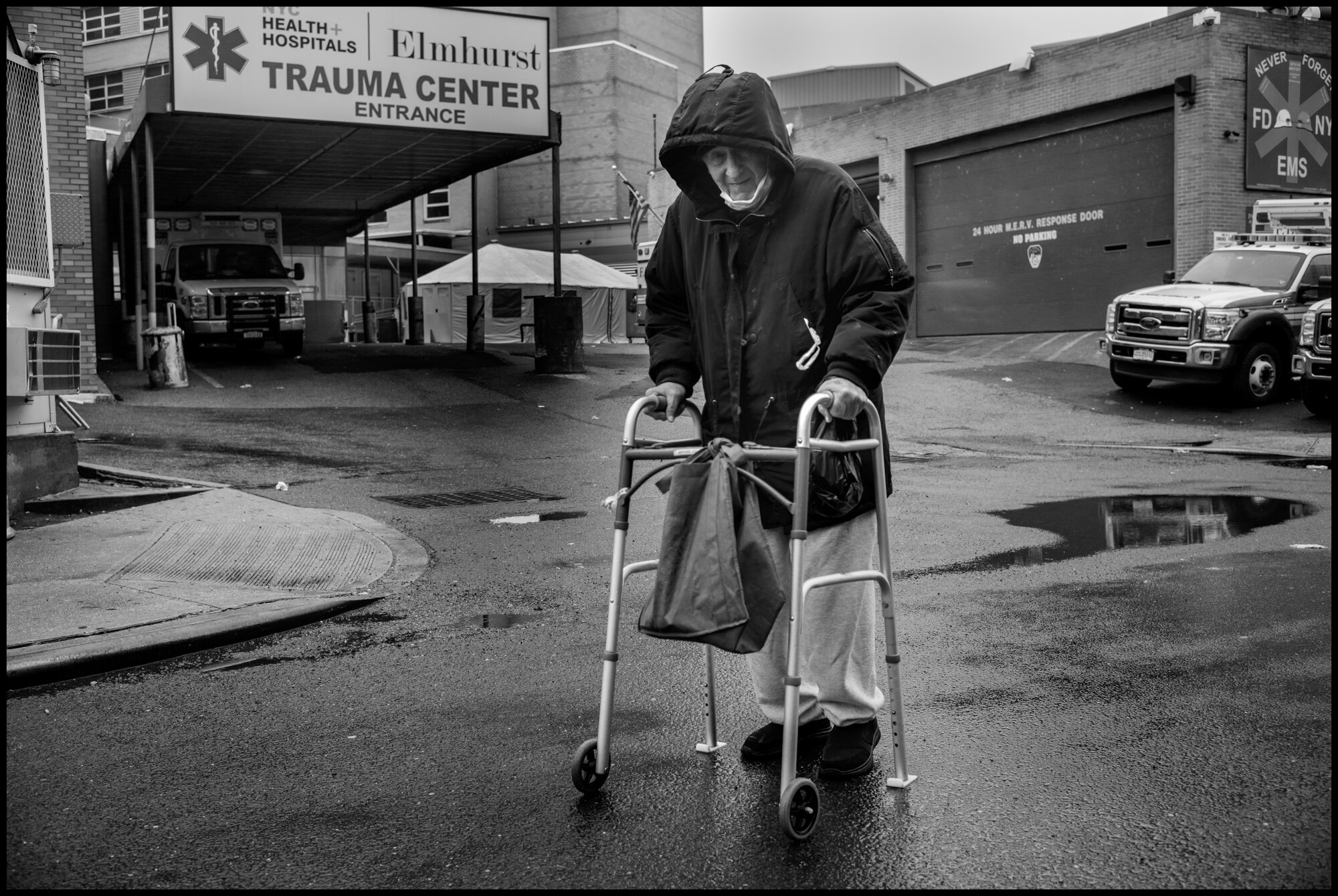  Charlie, 81, “I’m trying time make the best out of a bad situation.”  March 29, 2020. © Peter Turnley  ID# 07-007 