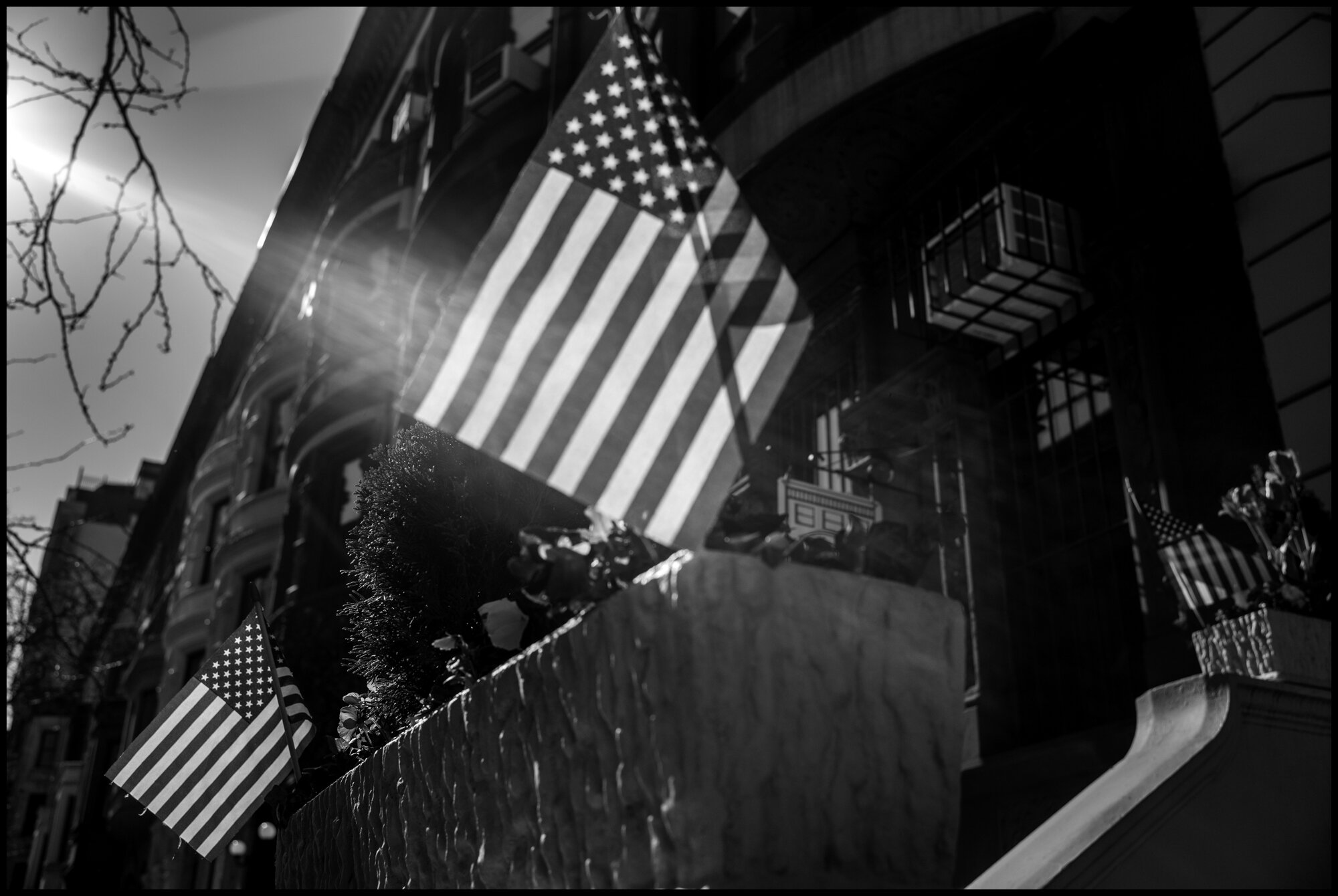  It is a new moment in America and the world-and our lives that will be forever changed-we simply don’t know yet, exactly how.  April 6, 2020. © Peter Turnley  ID#&nbsp;14-015 