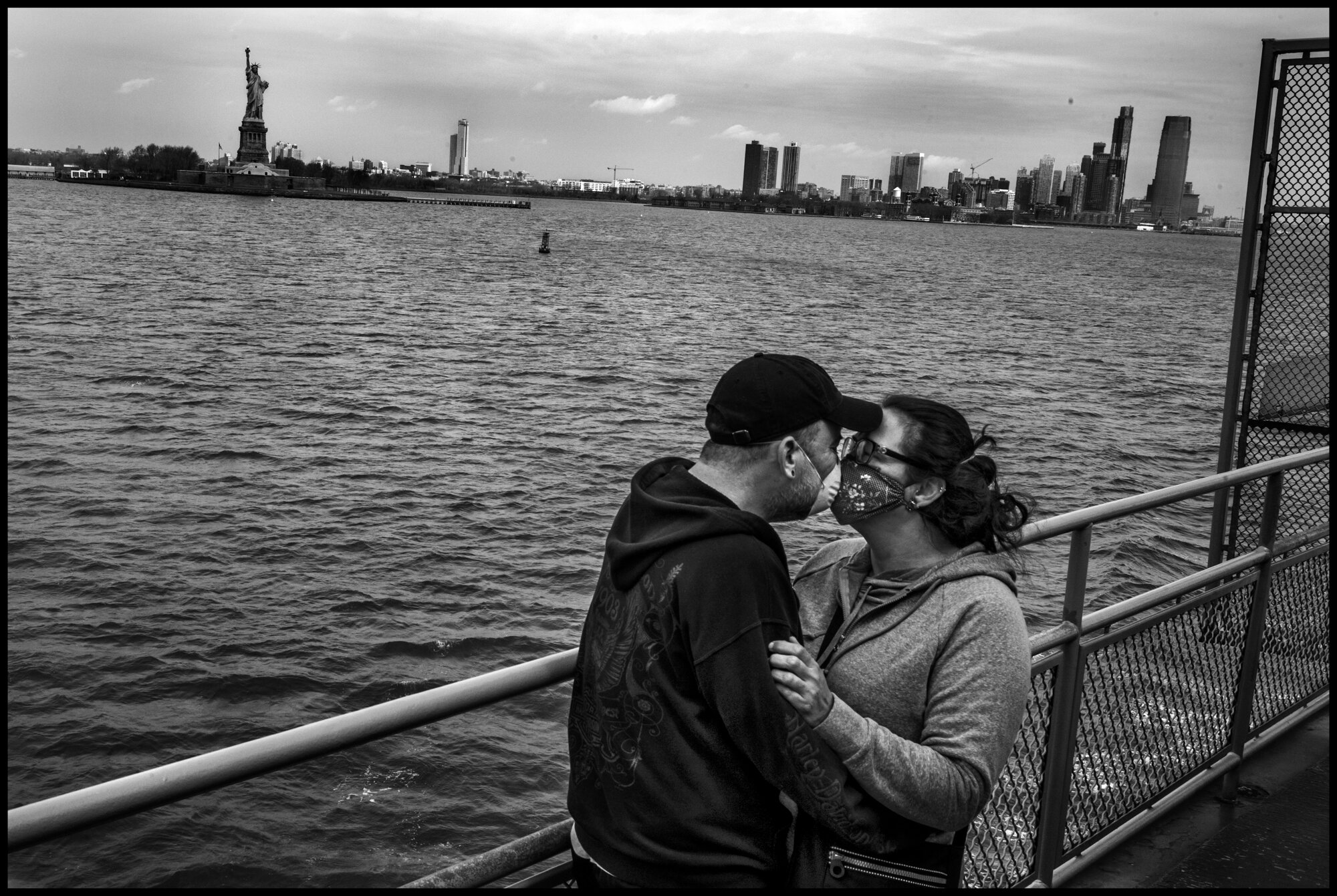  April 21, 2020. © Peter Turnley   ID# 28-001 