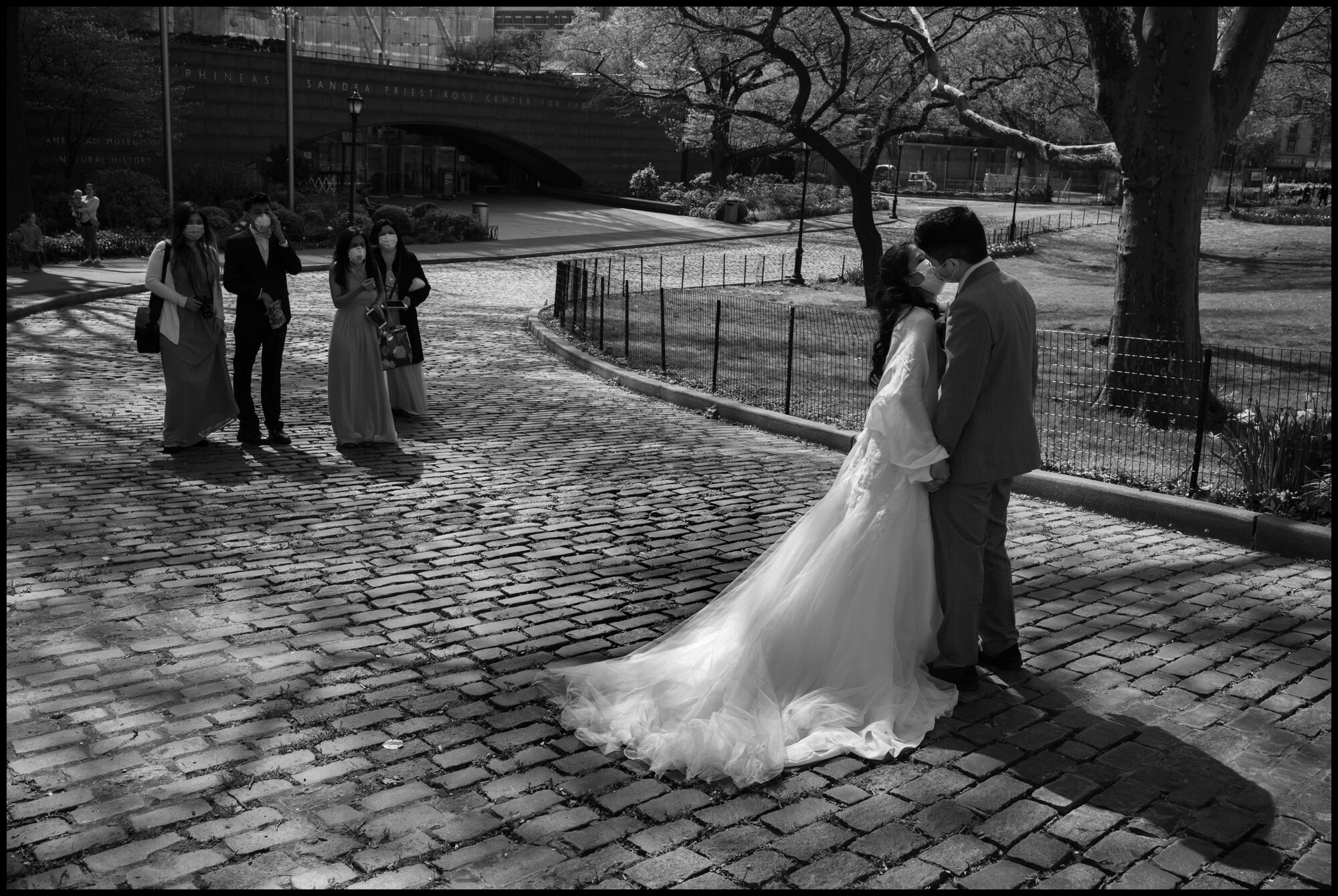  April 25, 2020. © Peter Turnley ID# 30-006 