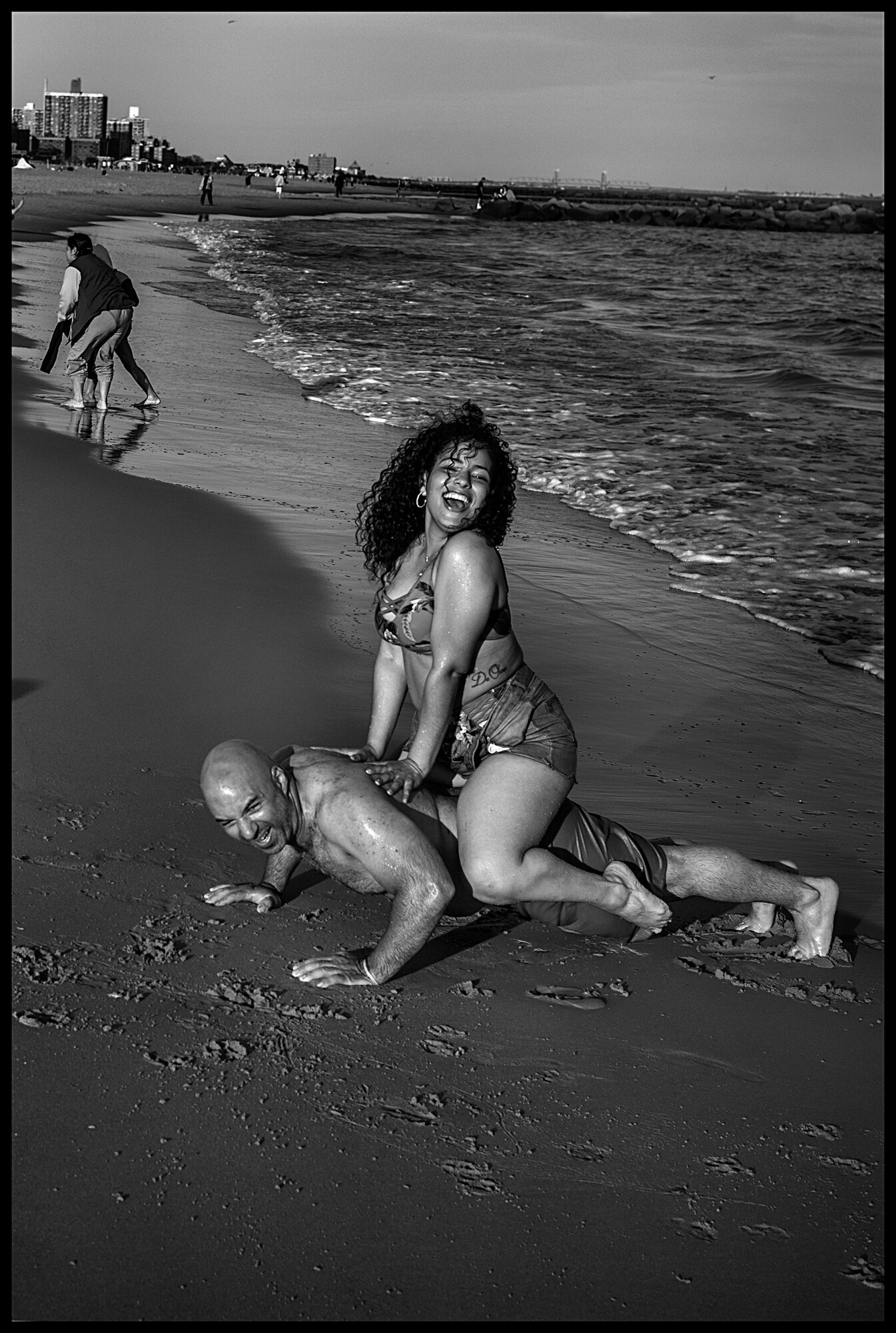  Tony and girlfriend Joanna. Coney Island, New York.  May 16, 2020. © Peter Turnley.   ID# 49-001 