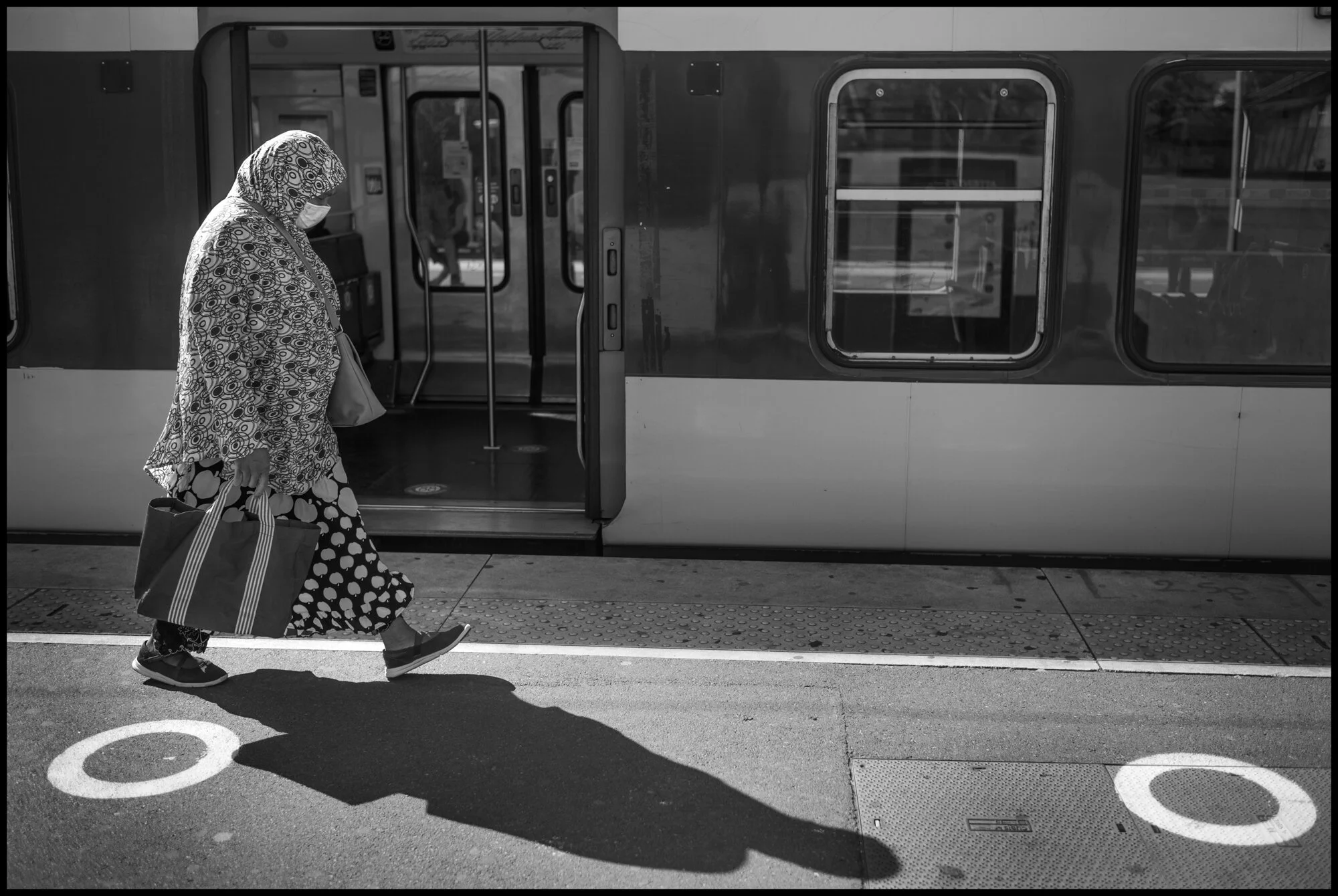  Aubervilliers RER Station.   May 28, 2020. © Peter Turnley.  ID# P07-008 