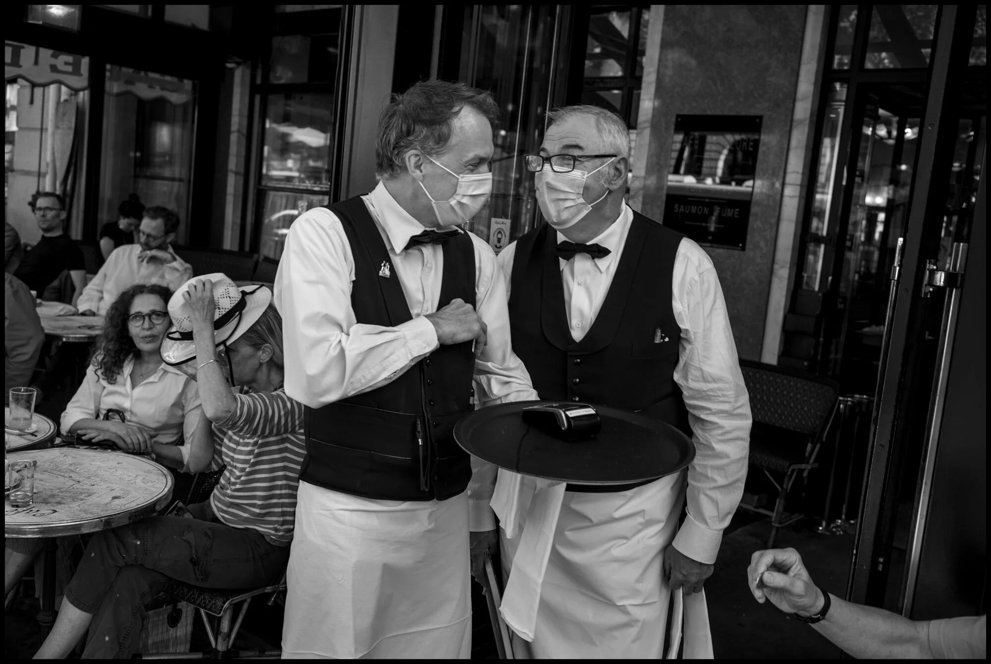  Café de Flore, Paris.  June 2, 2020. © Peter Turnley.   ID# P13-004 