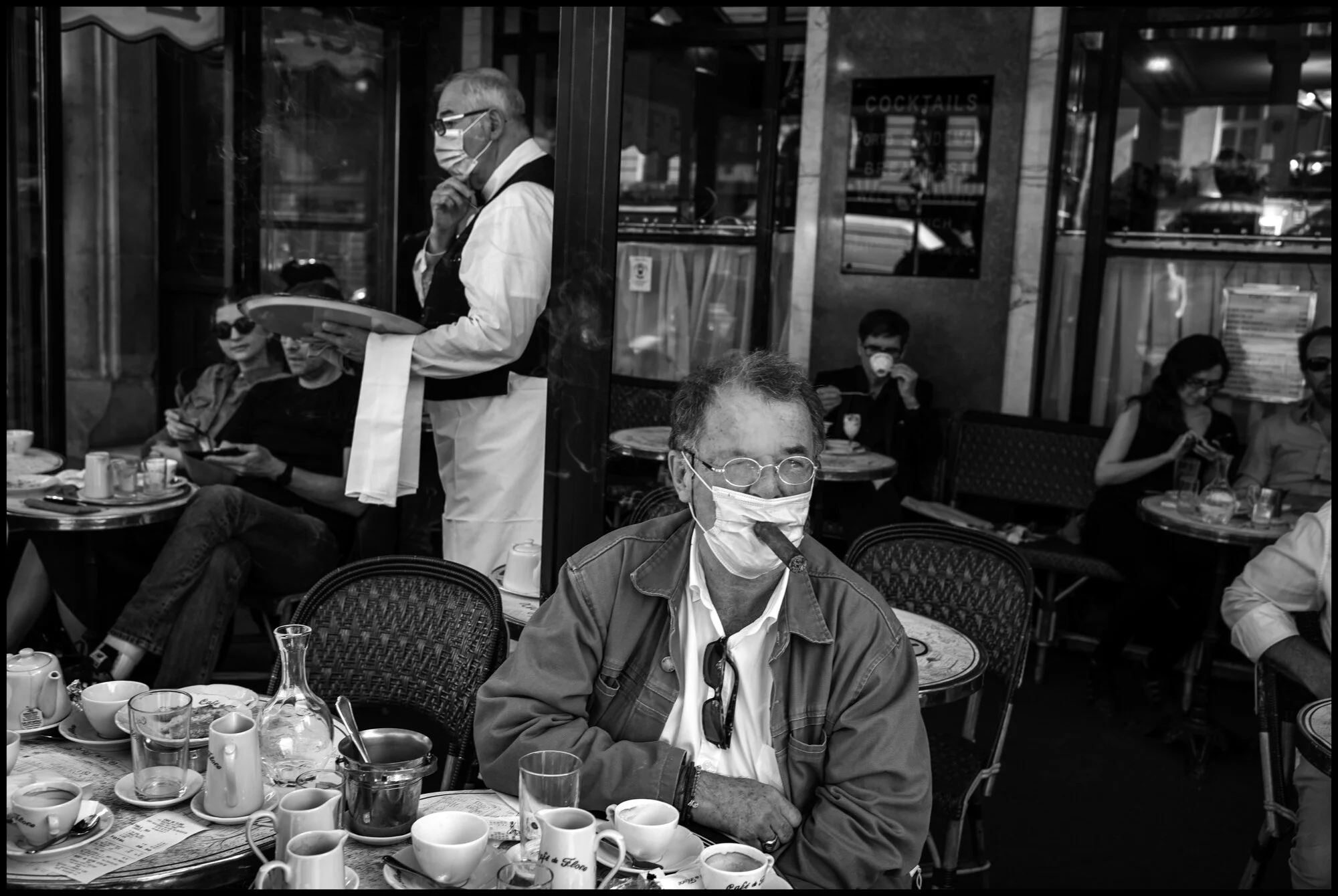  Café de Flore, Paris.  June 2, 2020. © Peter Turnley.   ID# P13-017 