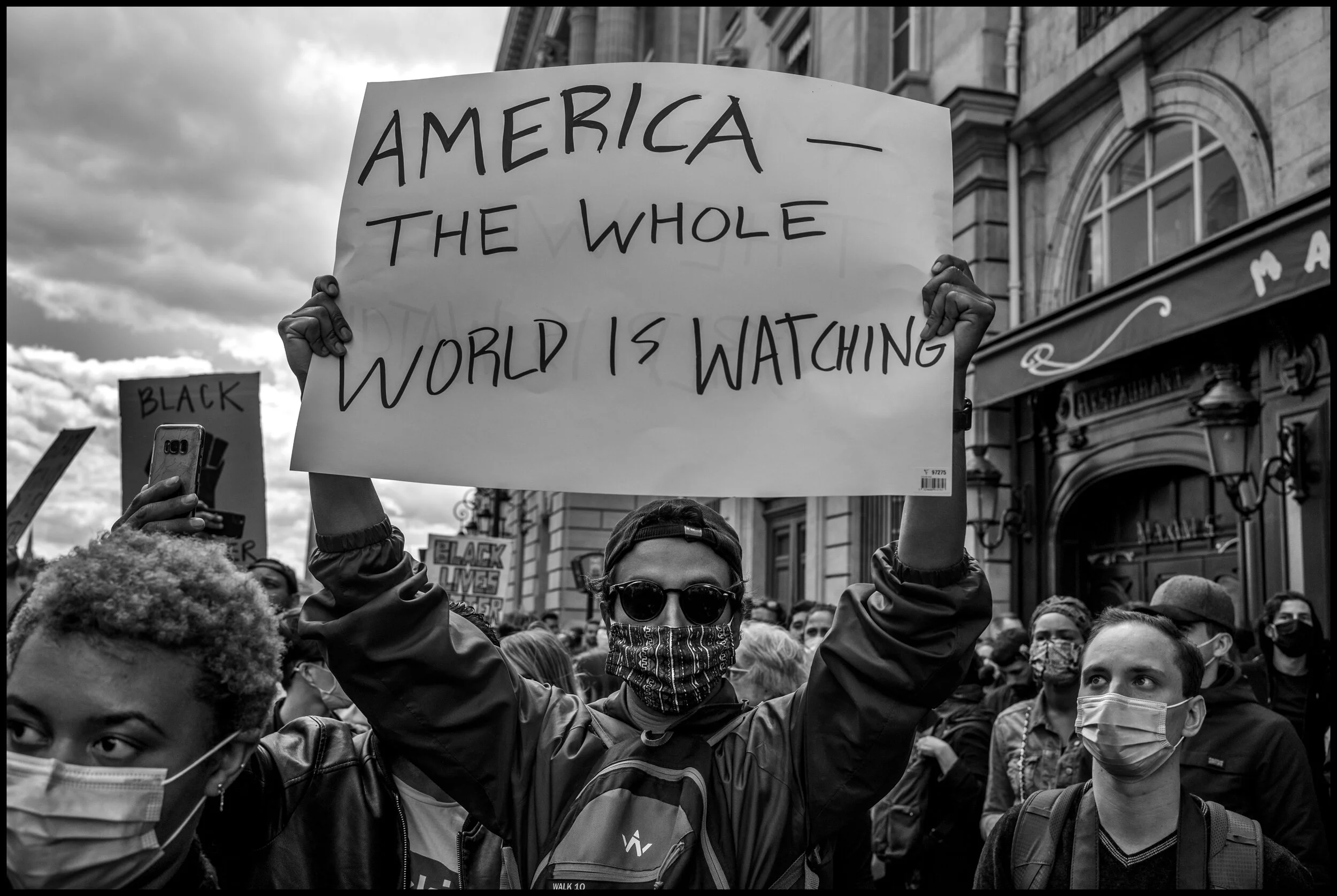  Place de la Concorde, Paris.  June 6, 2020. © Peter Turnley.  ID# P16-008 