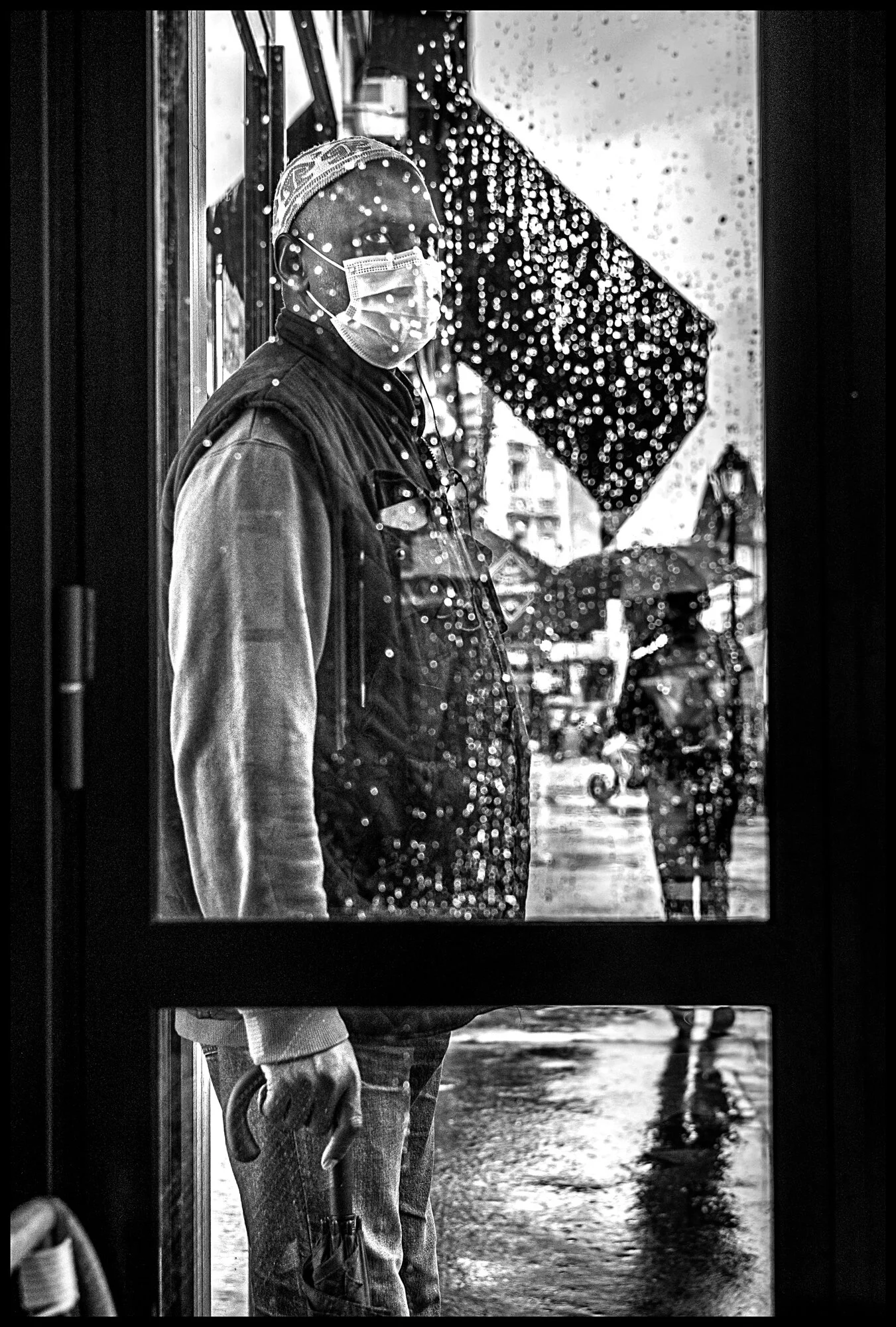  Paris.  June 13, 2020. © Peter Turnley.  ID# P26-001 