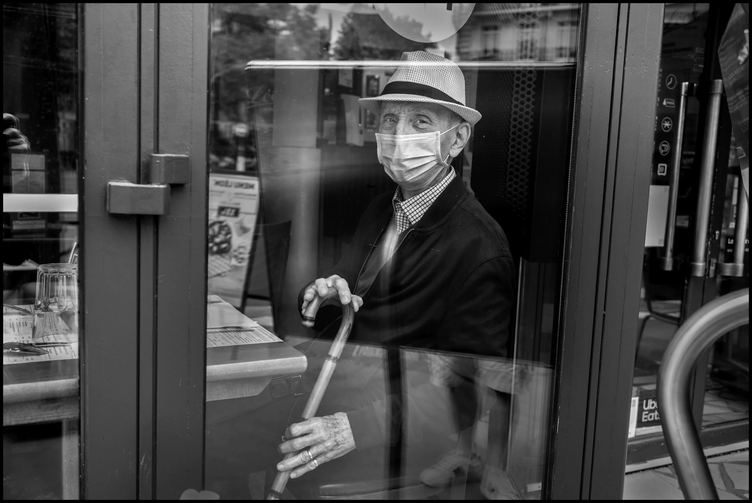  André, Sunday morning, restaurant Léon, Paris.  June 28, 2020. © Peter Turnley.   ID# P46-002 