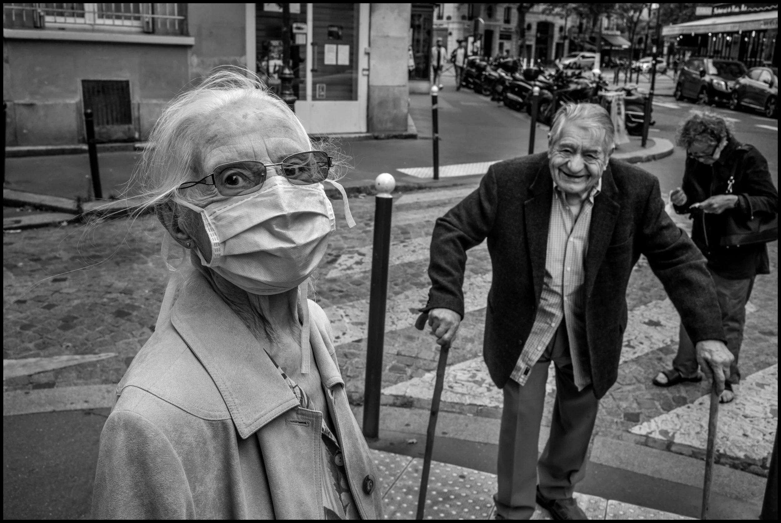 Eugenie and Jean, 90 and 92, married since 1952, Paris.  June 28, 2020. © Peter Turnley.   ID# P46-001 