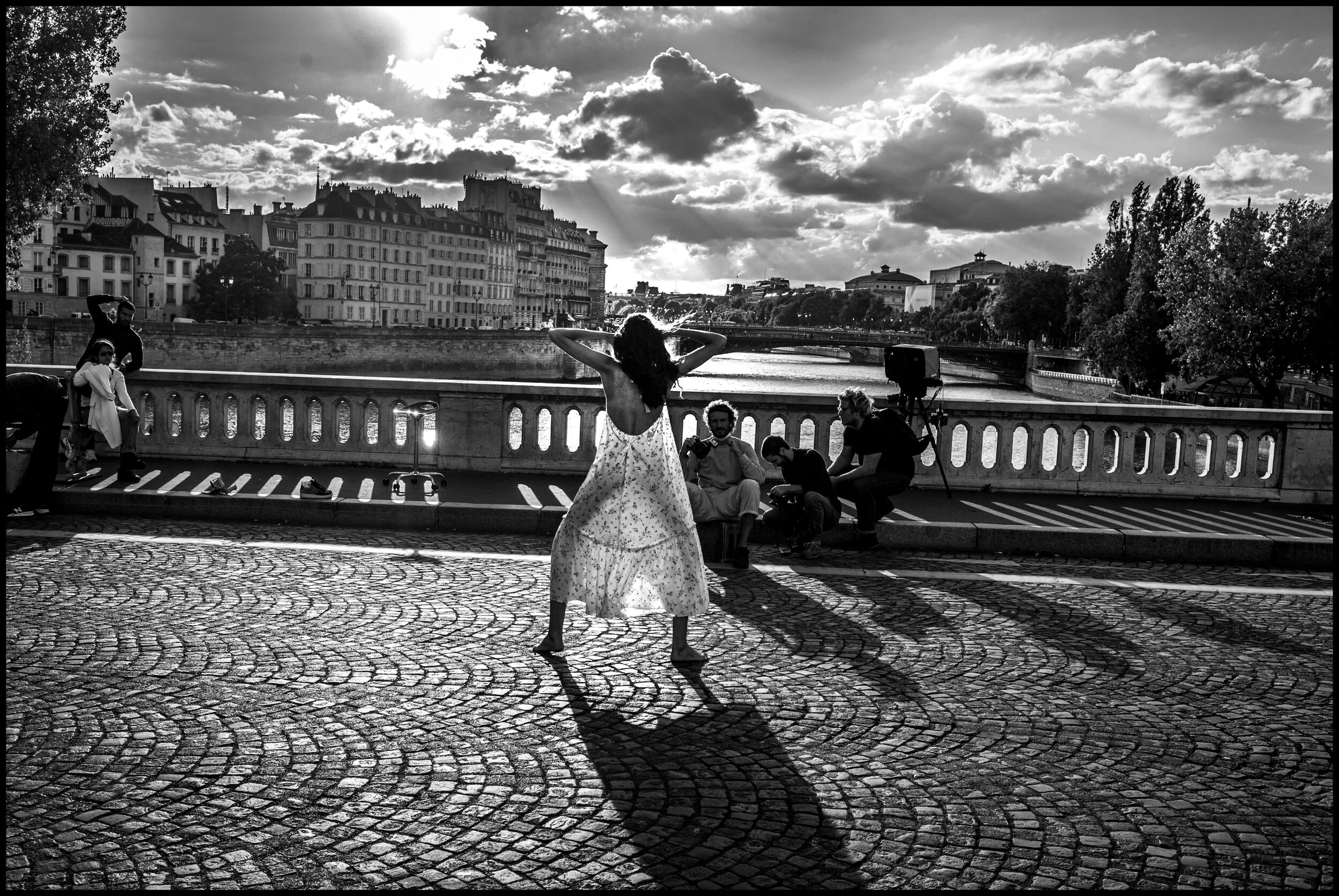  Paris. July 2, 2020. © Peter Turnley. ID# P49-001 