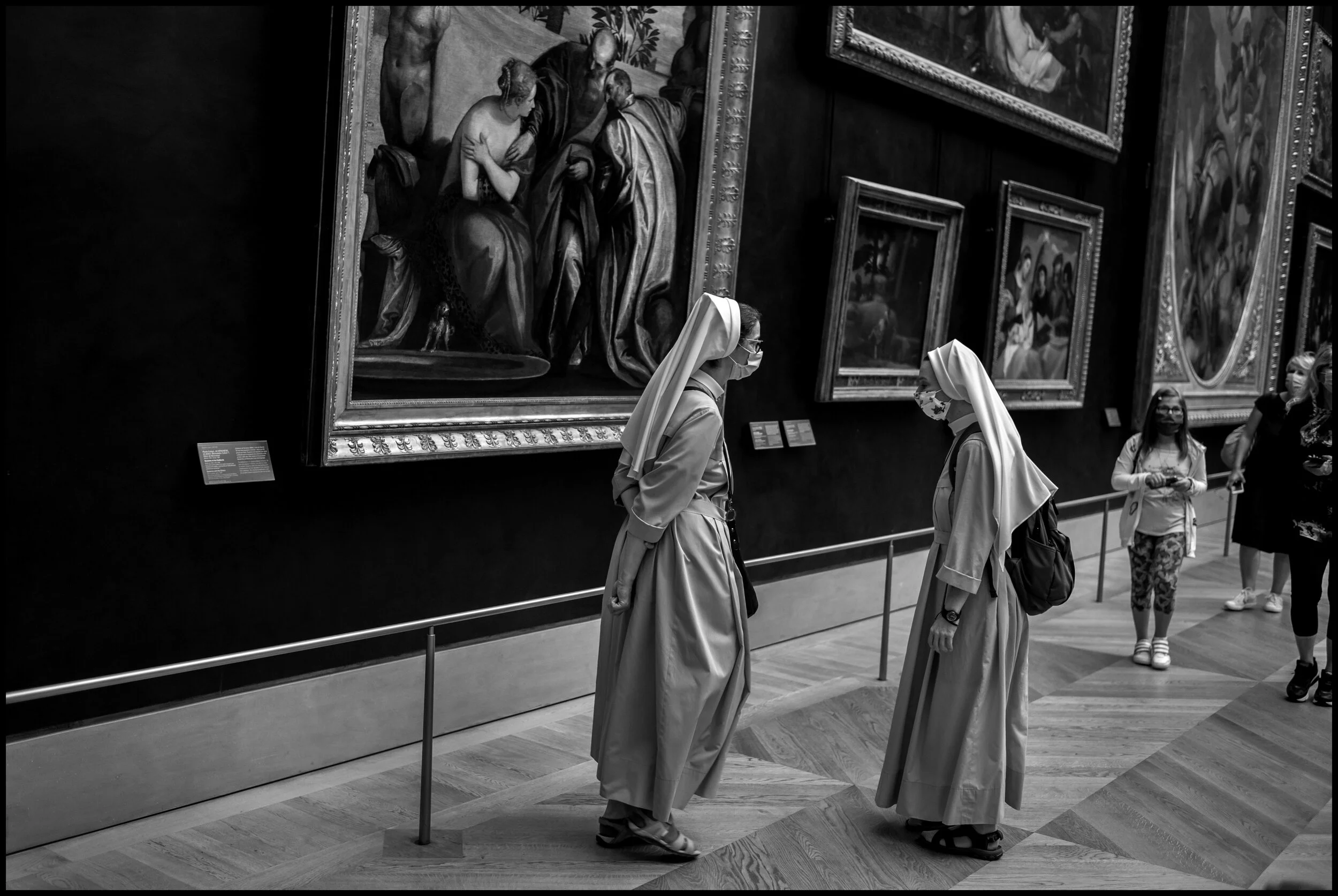  Le Louvre. July 6, 2020. © Peter Turnley.  ID# P55-006 