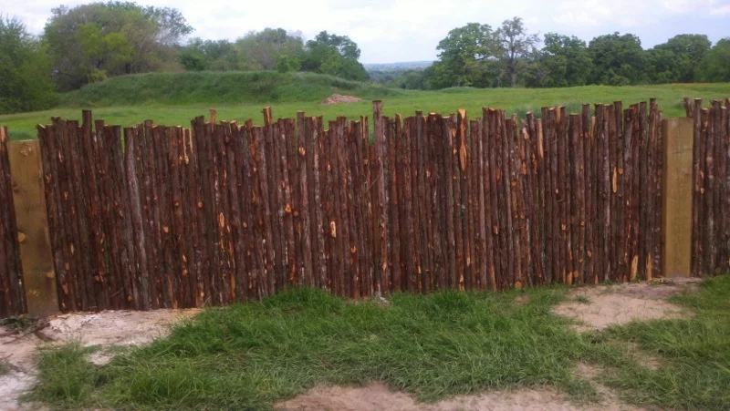 Coyote fence in Terrell, Texas