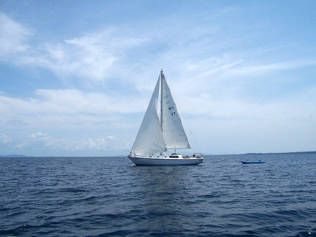 Sailing tours in costa rica.jpg