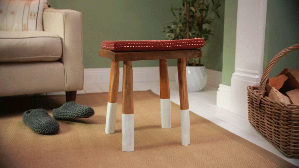 woodenstool.gif
