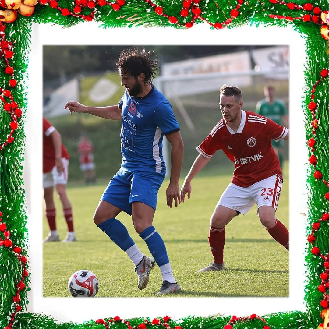 Dagens andra lucka med tr&ouml;ja 8. Mehmed Hafizovic. Mannen som vunnit div3 tv&aring; &aring;r i rad. Nu med @franstaik1920

Hur ser du p&aring; din s&auml;song och lagets?

Jag &auml;r n&ouml;jd med min s&auml;song. Jag blev v&auml;rvad till Fr&au