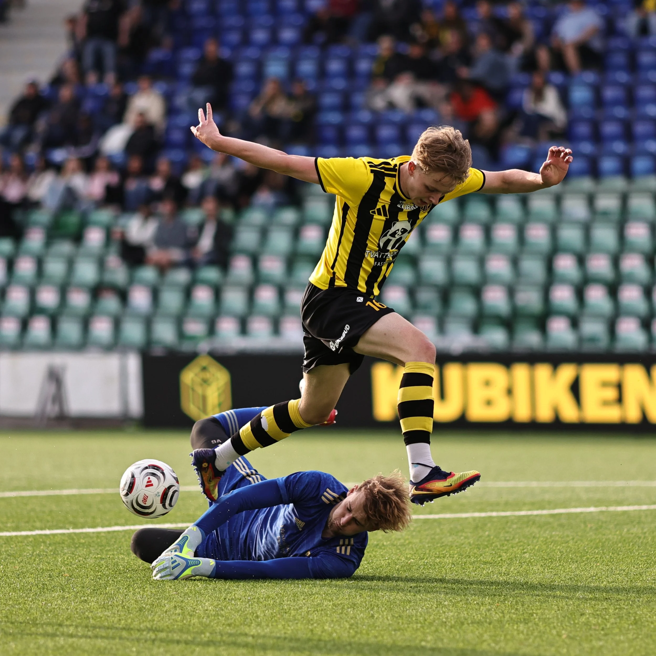 @kubikenborg_if vs @luckstaifherr 3-1. Foto: Anders Thorsell, ffaphoto.com #sundsvall #swden #fotboll