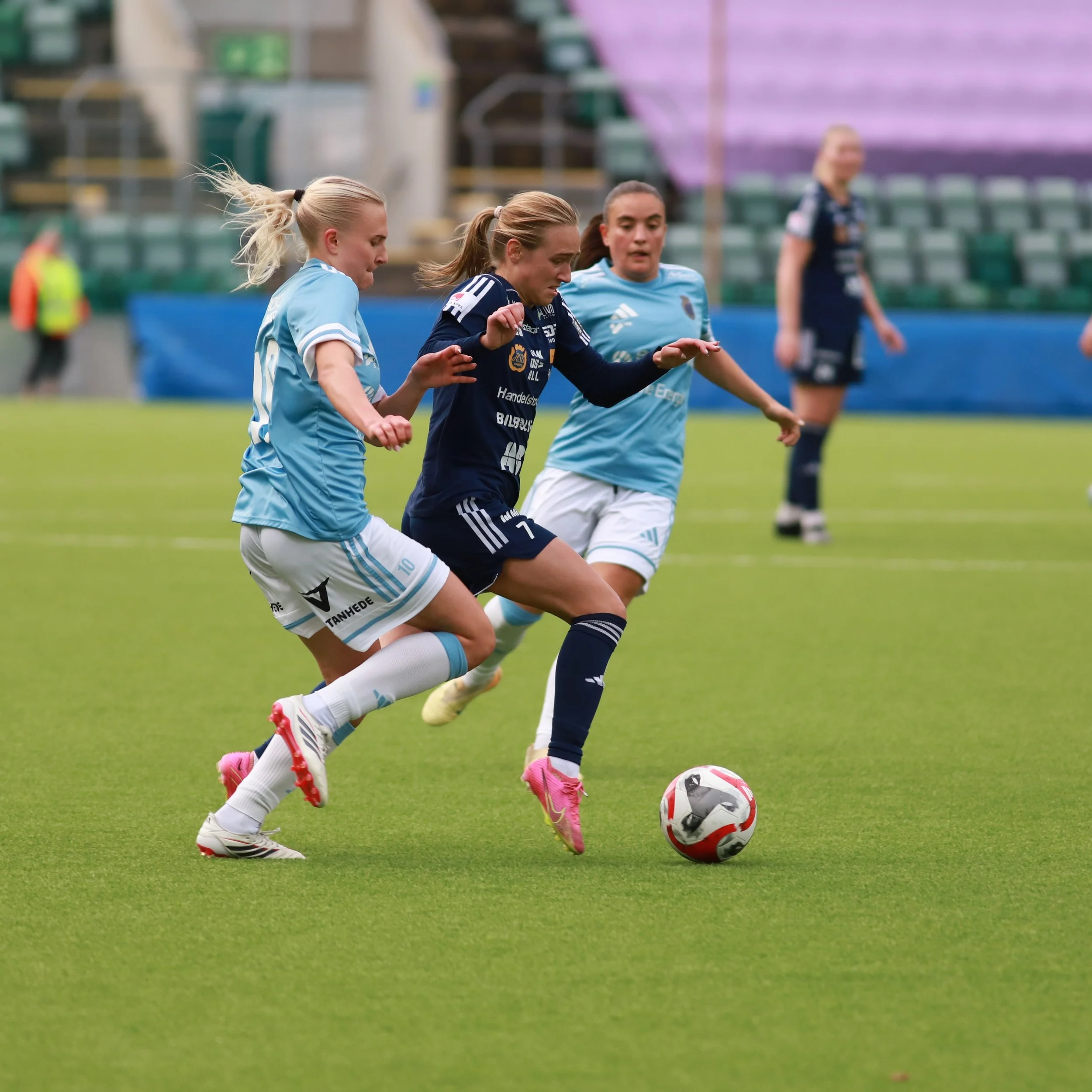 @sdffdam vs @gefleiffotboll 0-0. Foto: Anders Thorsell, ffaphoto.com | anders@ffagency.com #Sundsvall #fotboll