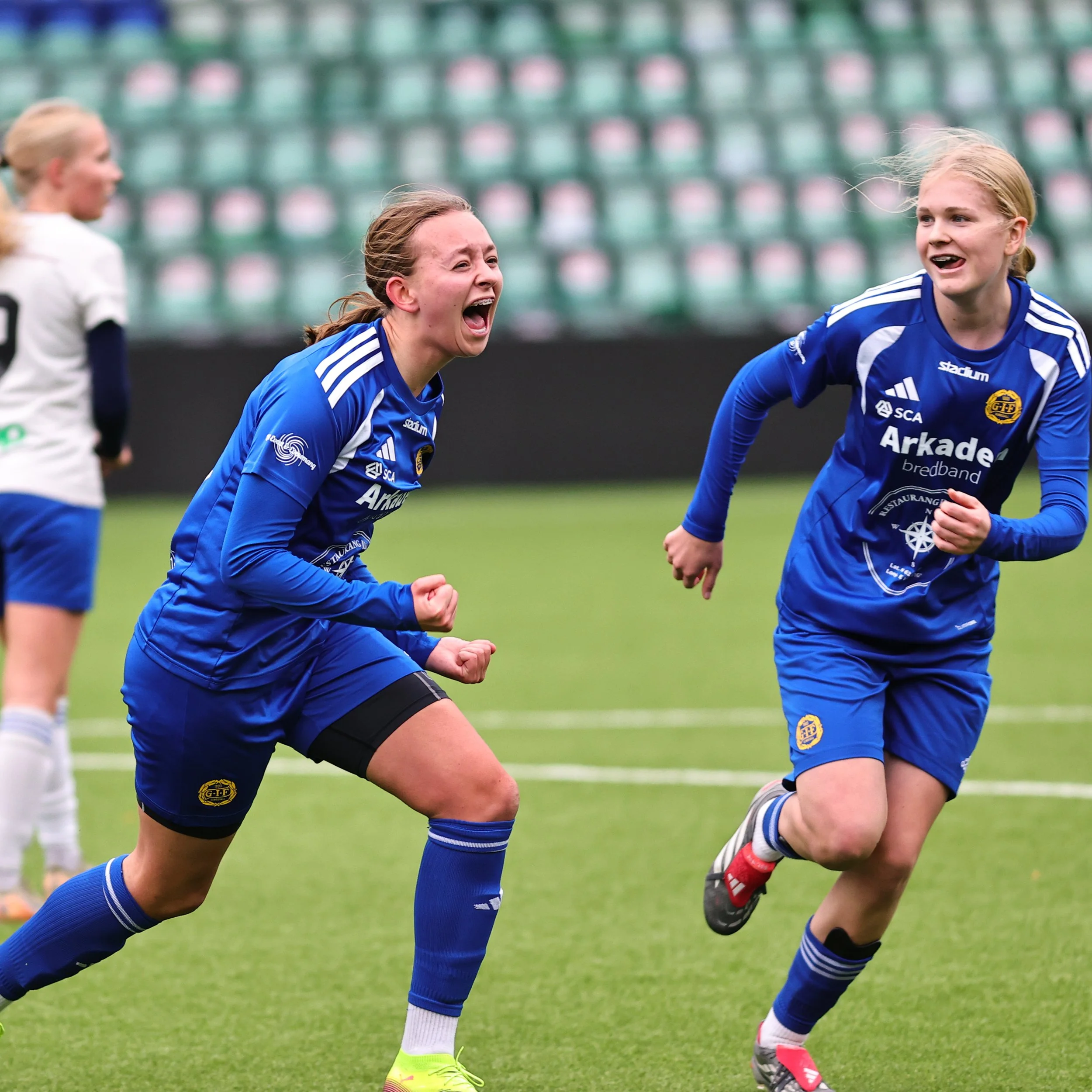 Kval till F17-Allsvenskan. @gifsundsvall.akademi F17 vs IFK Lule&aring;, @ifk_damjun 4-1. Totalt 8-2. Foto: Anders Thorsell, ffaphoto.com | anders@ffagency.com #sundsvall #fotboll