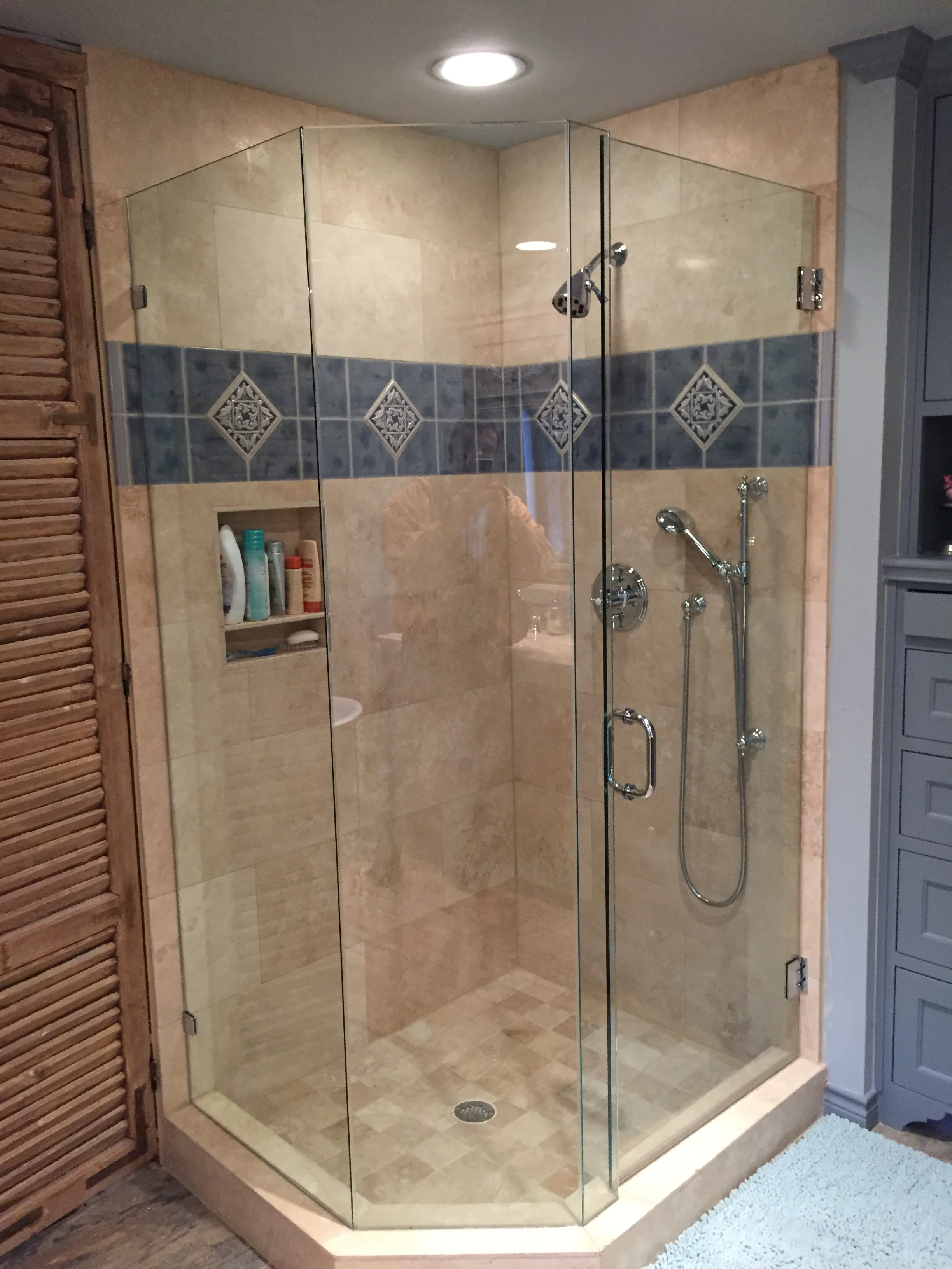 Master shower