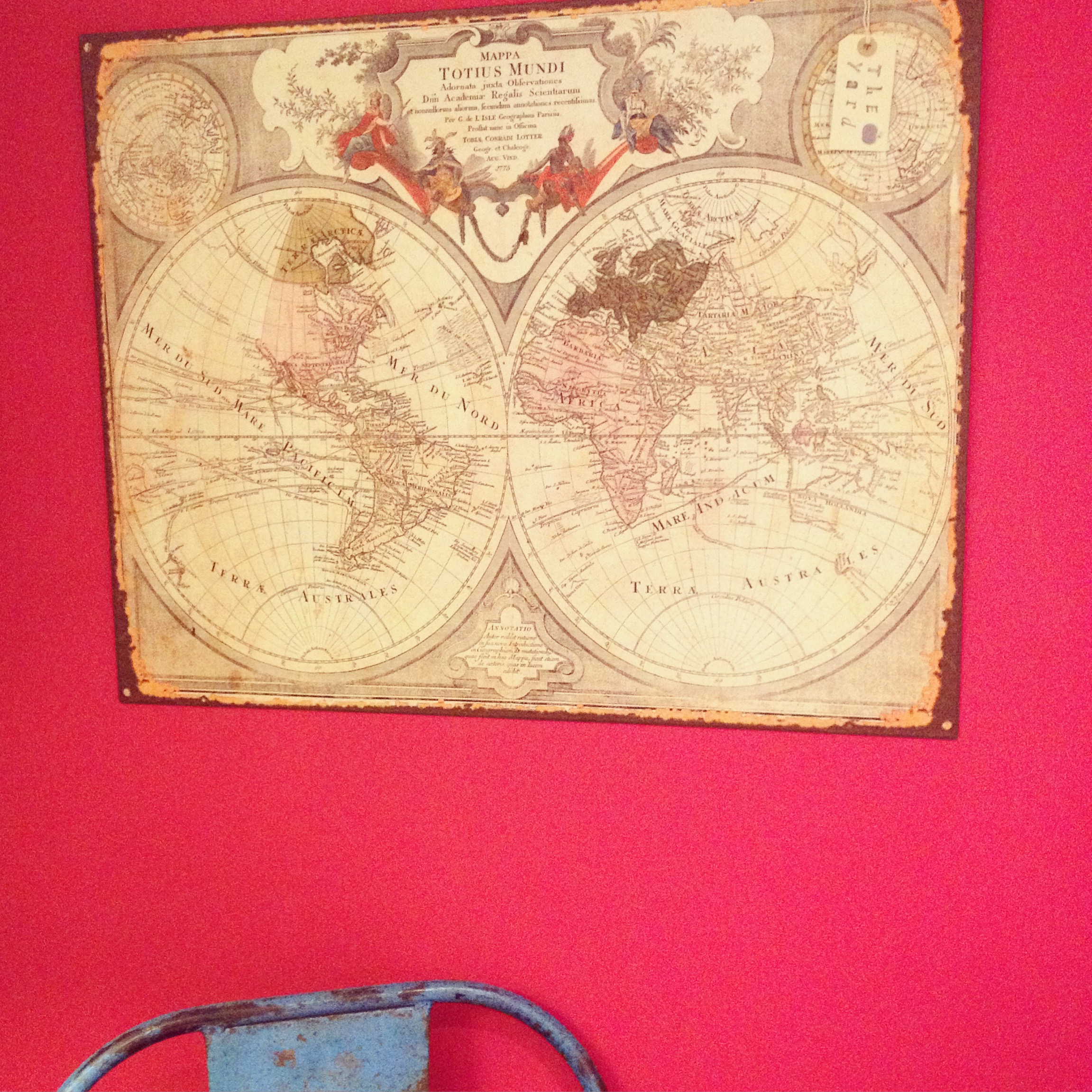 Metal world map wall plaque 