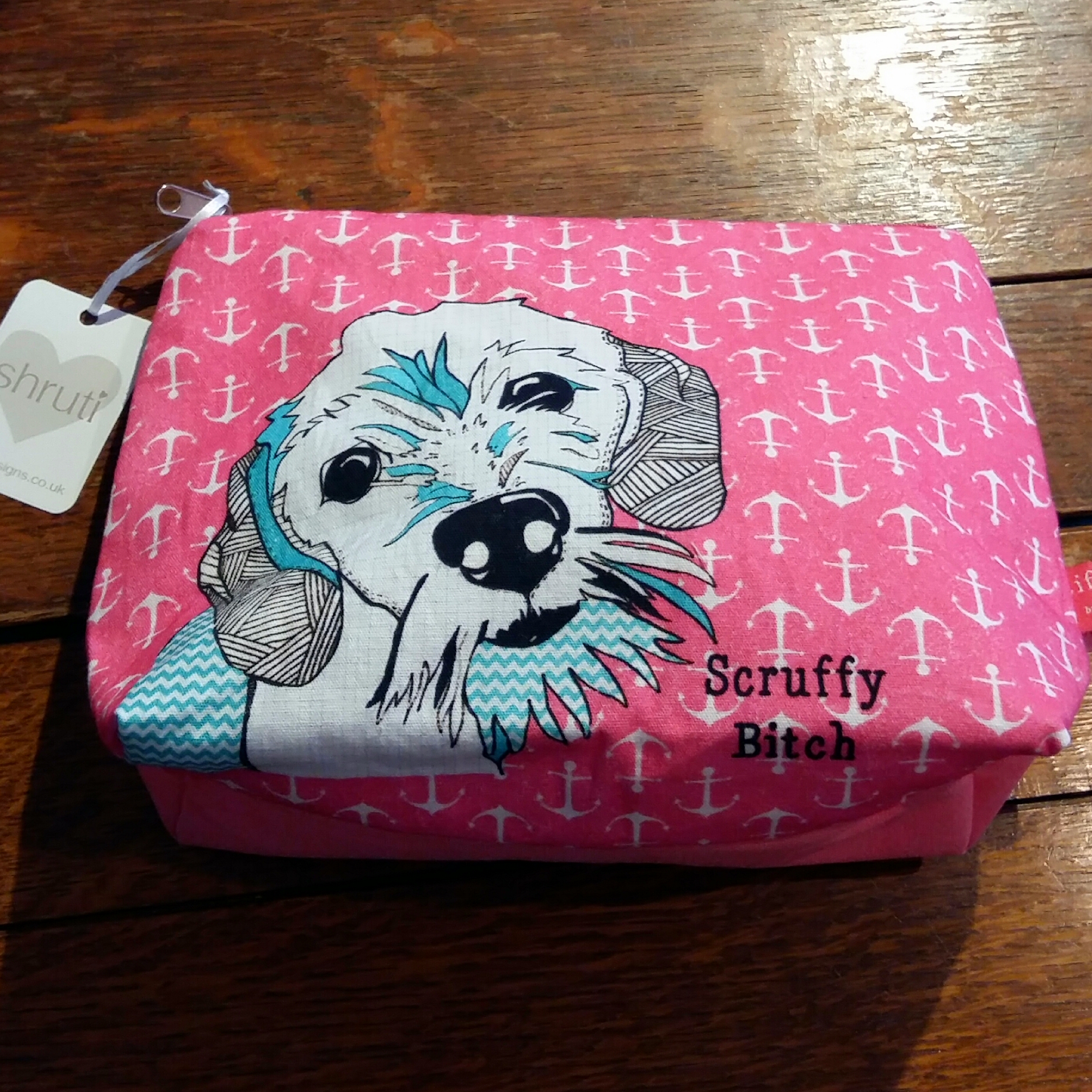 Scruffy bitch wash bag