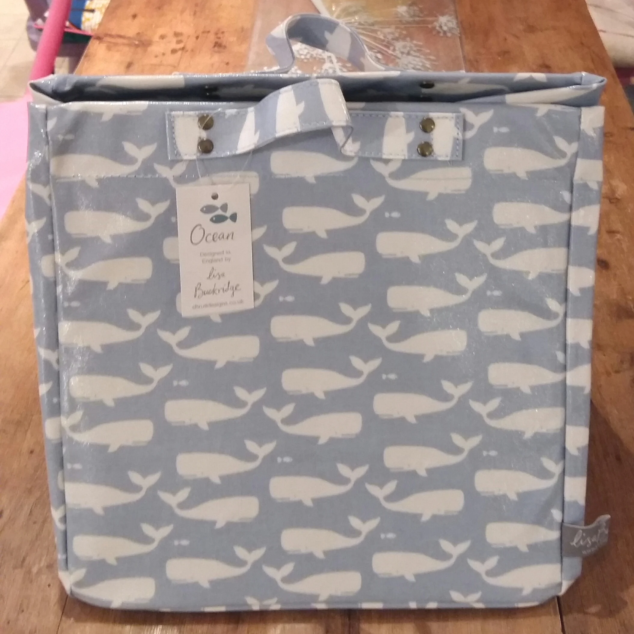 Whale storage bag/box