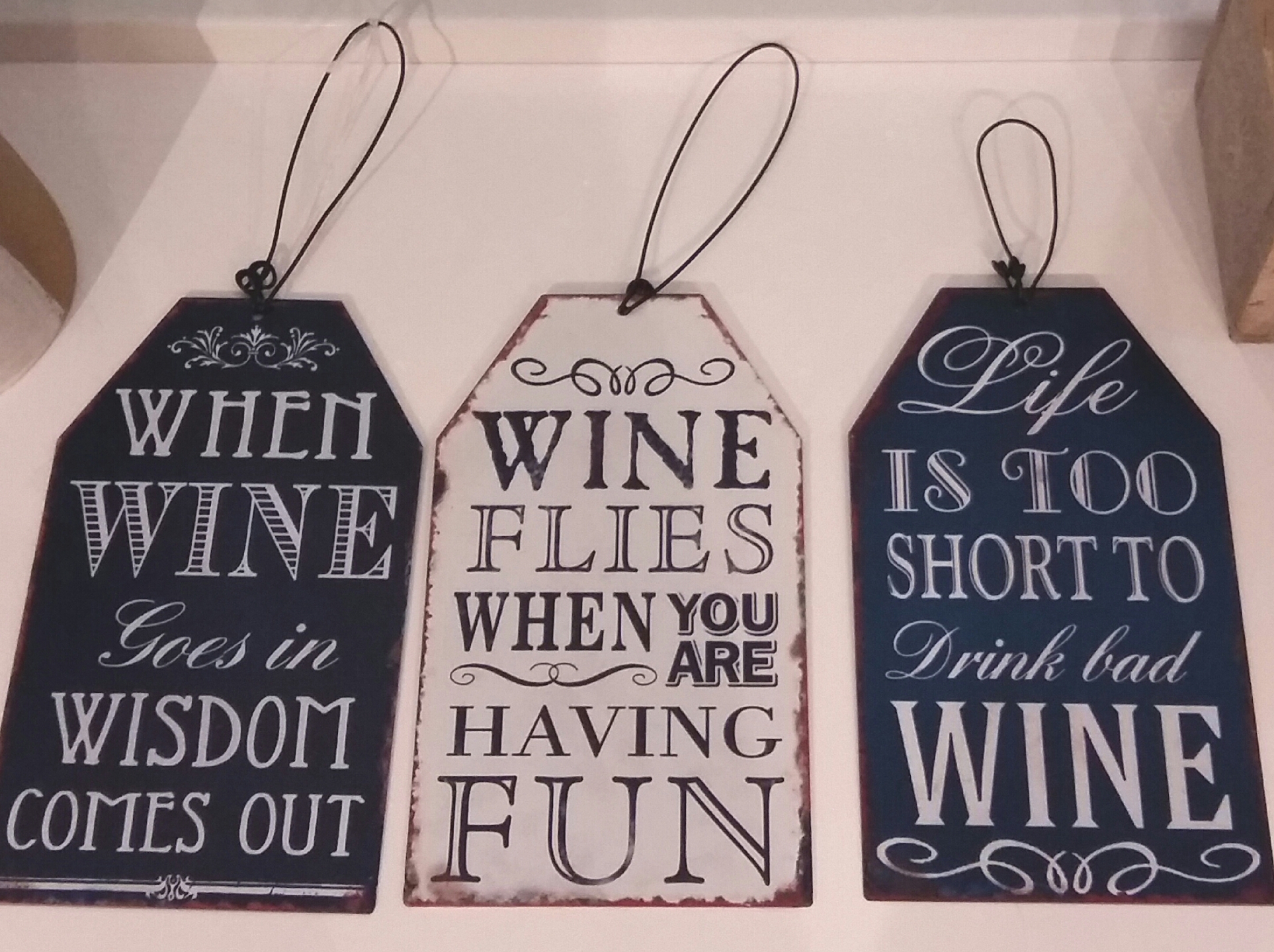 Great small wine signs only £1.50