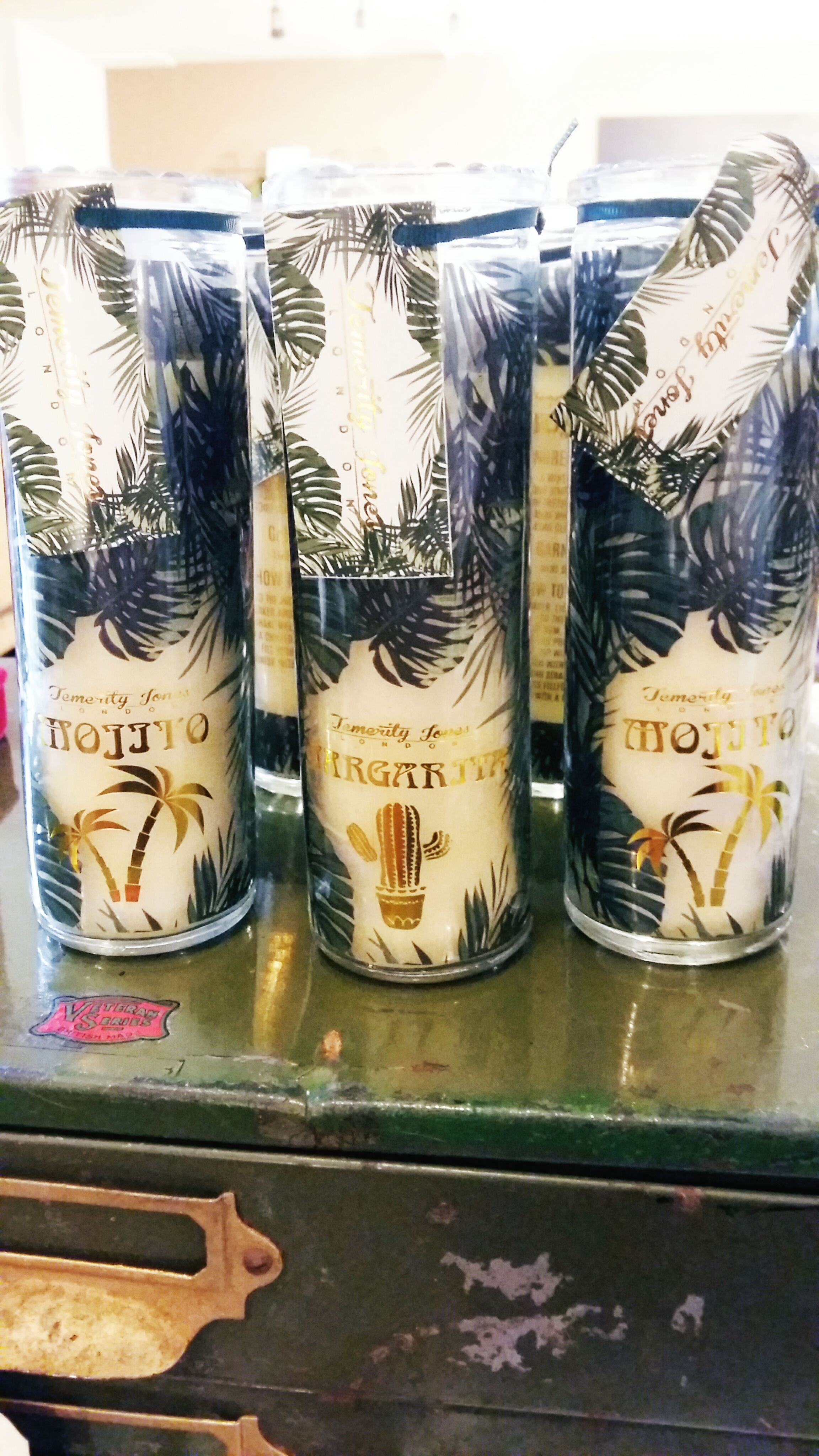 Margarita and mojito scented candles (20 hour burn time)