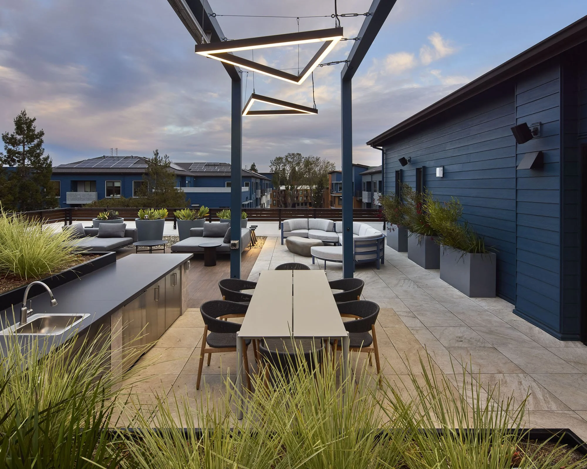 251110_Sevens Apt#6871.jpg