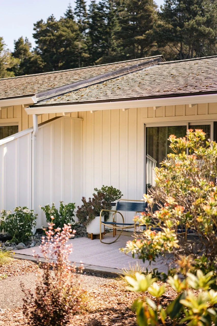 mendocino__cove_exterior_nik_z_photo-9.jpeg