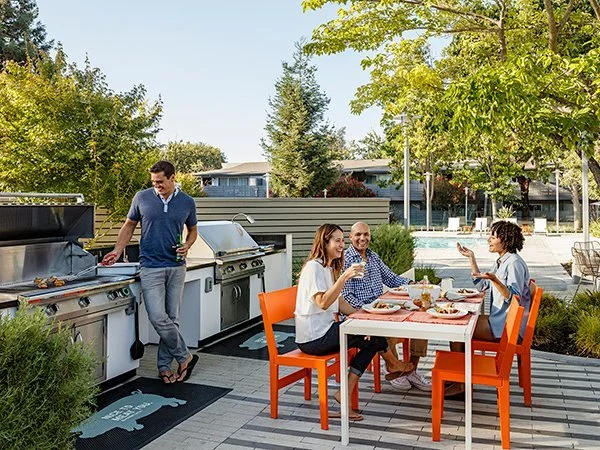 Madrone BBQ.jpg