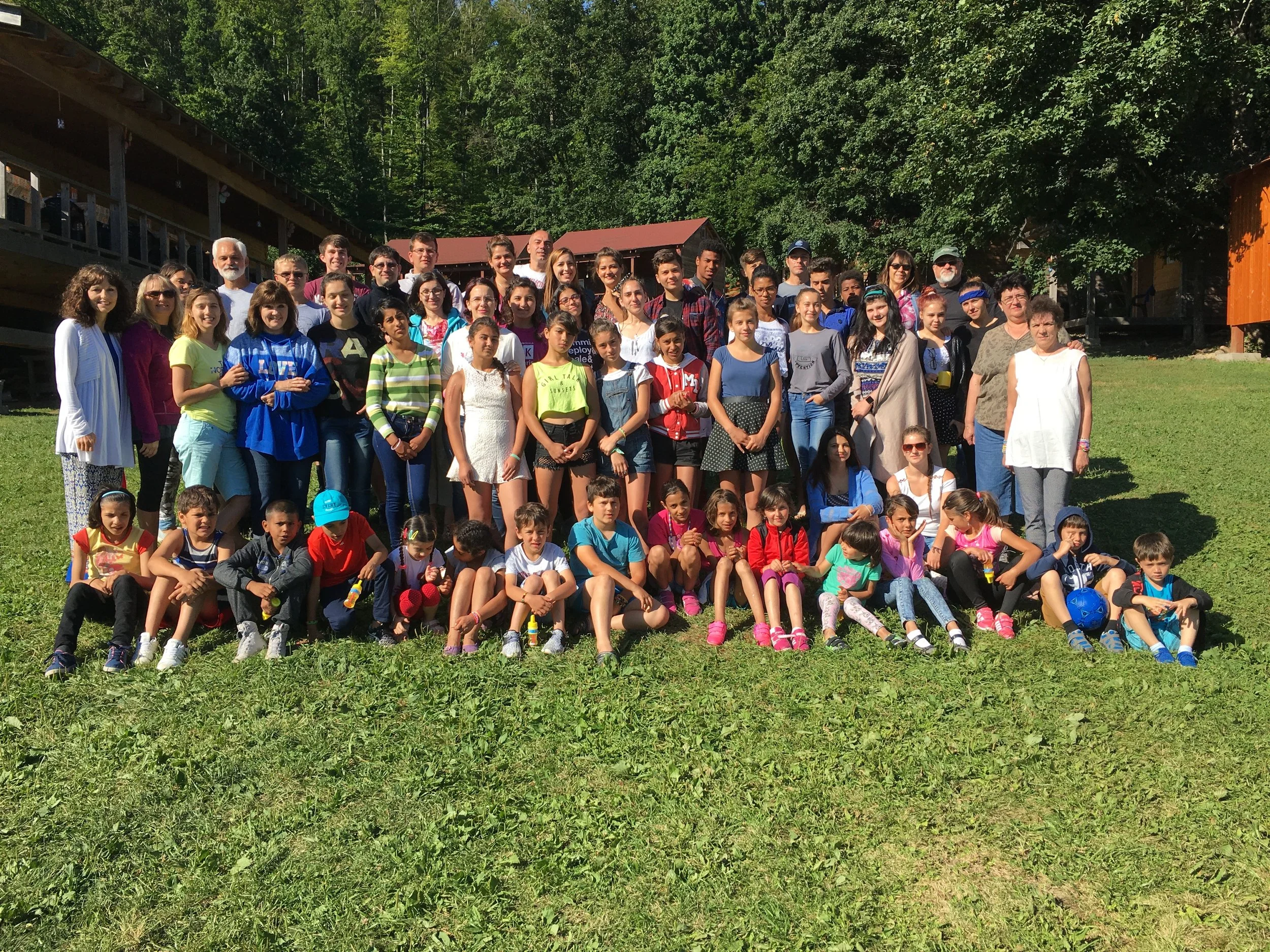 Each week we are blessed with a new group of kids and support staff. This week we had a team from Texas and Mississippi who joined us. 