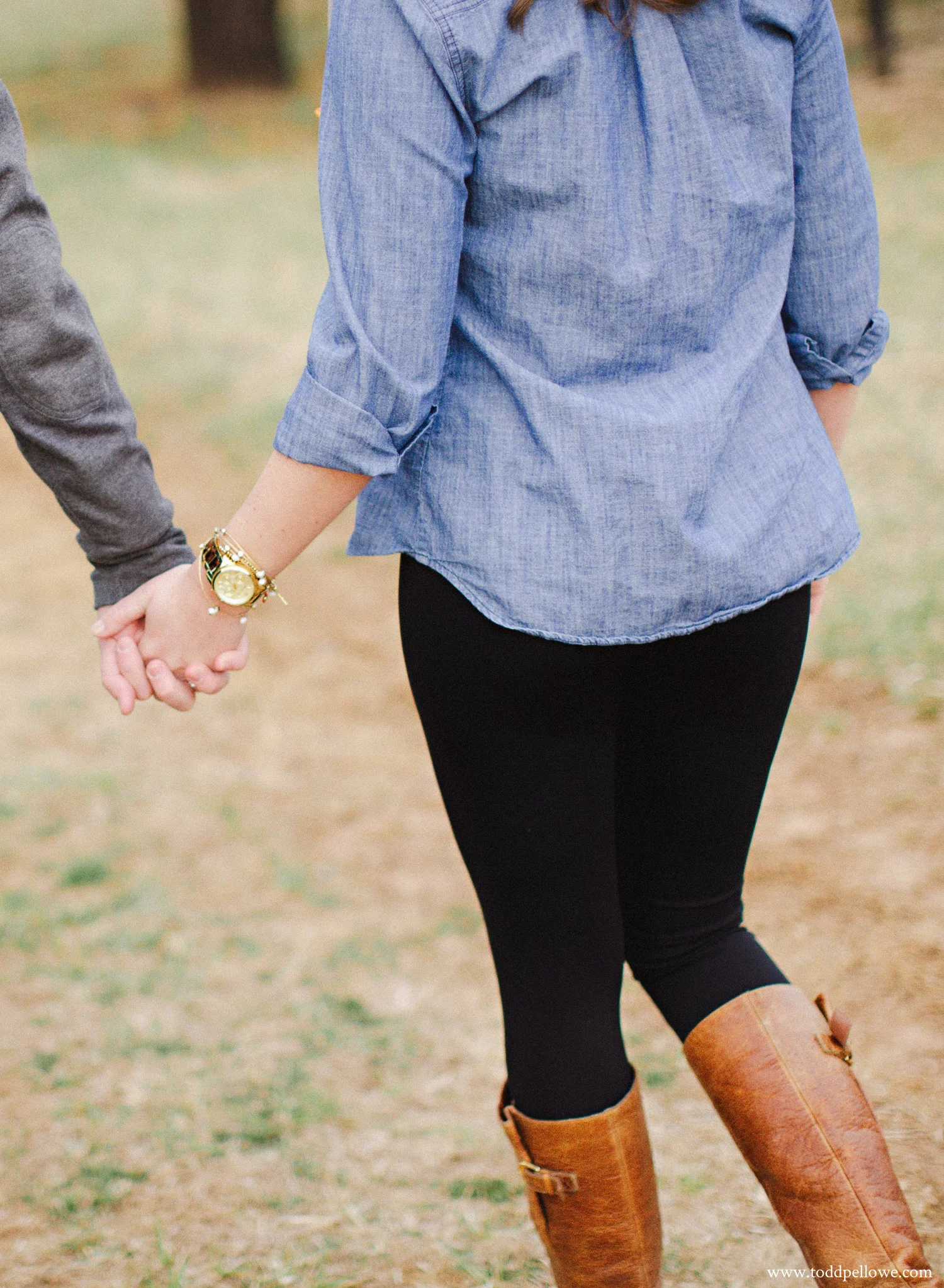03-kentucky-distillery-engagement-035.jpg