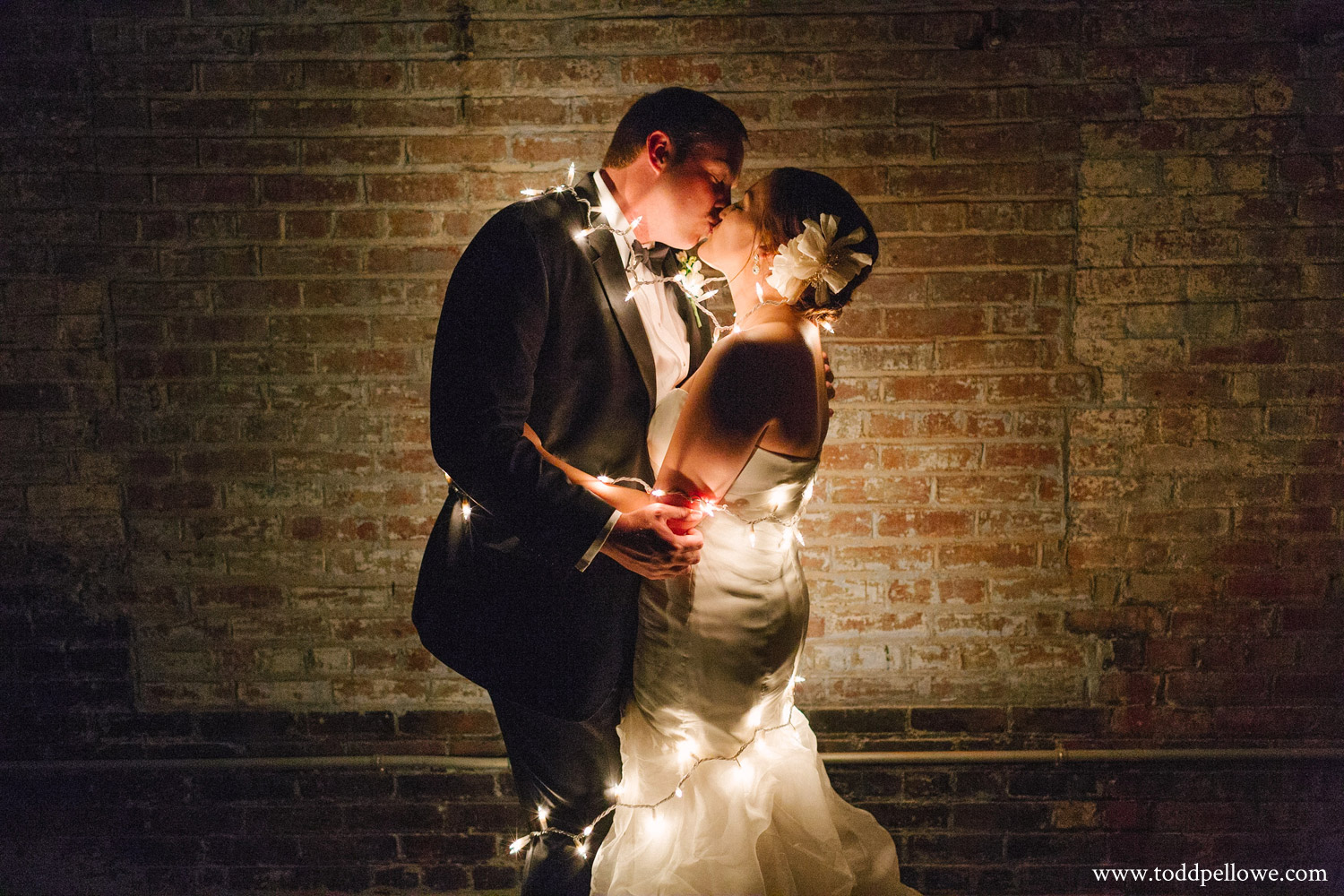 53-the-pointe-butchertown-louisville-wedding-718.jpg