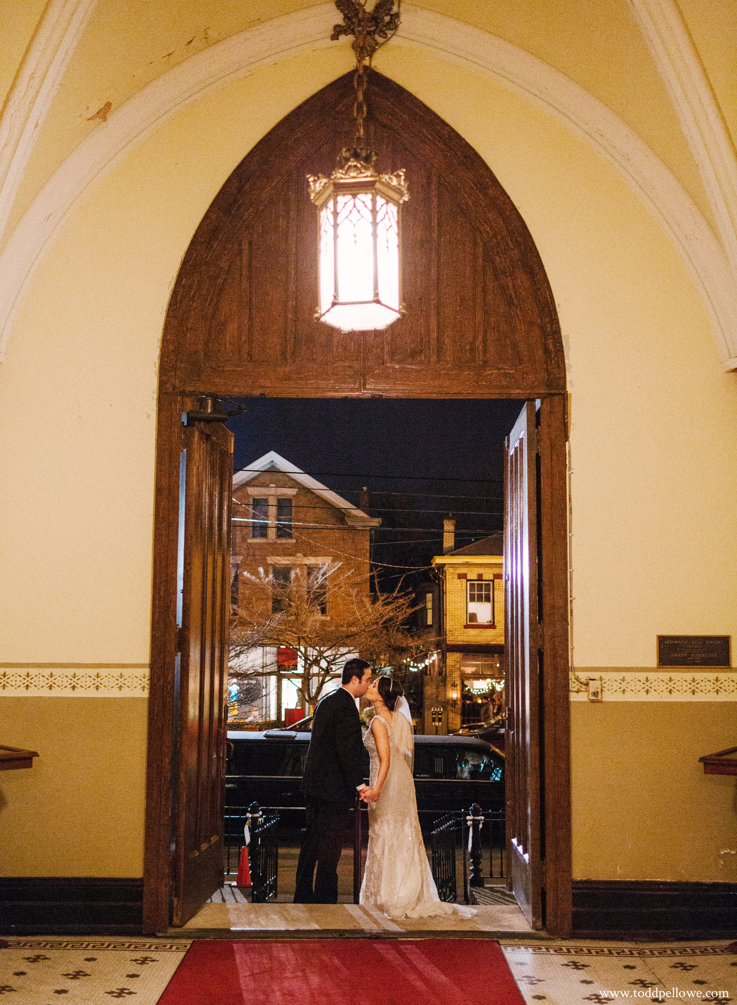 18-frazier-arms-museum-wedding-louisville-433.jpg