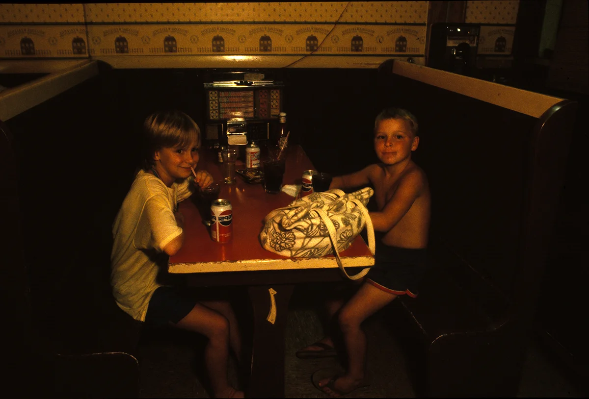 2KIDS-web.jpg