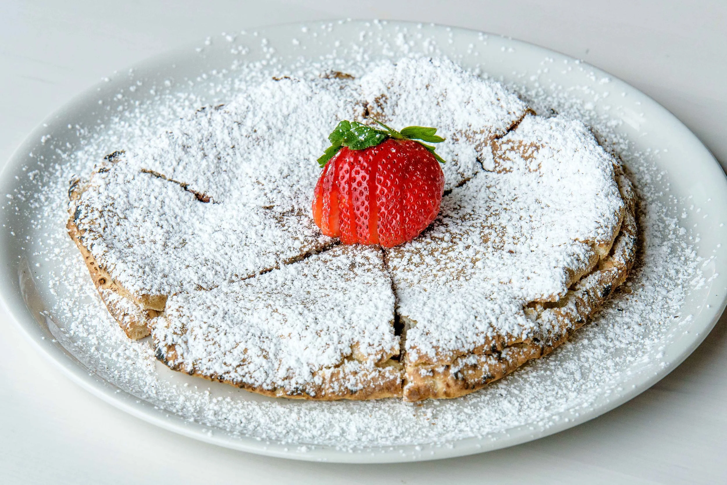 116544 PIZZA CON NUTELLA.jpg