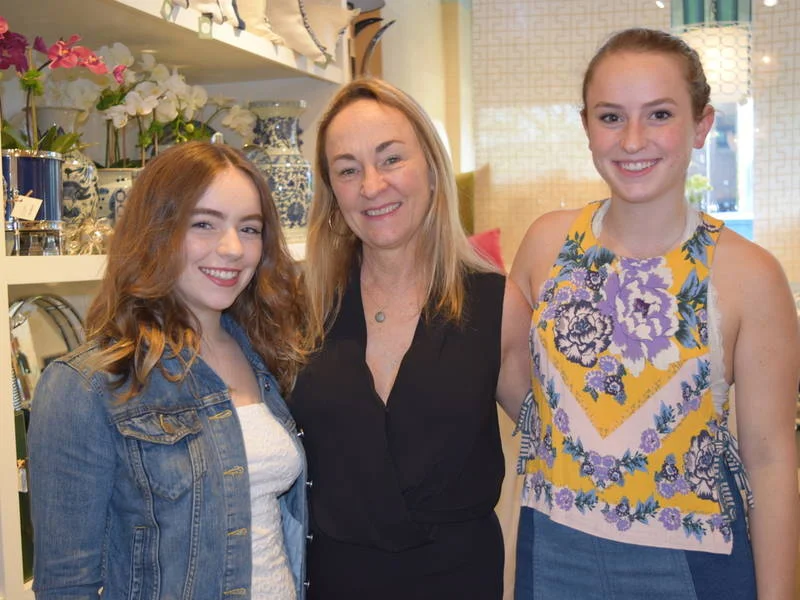 2018 Antiques + Modernism Show Hosts Kick-Off Party at MAZE Home